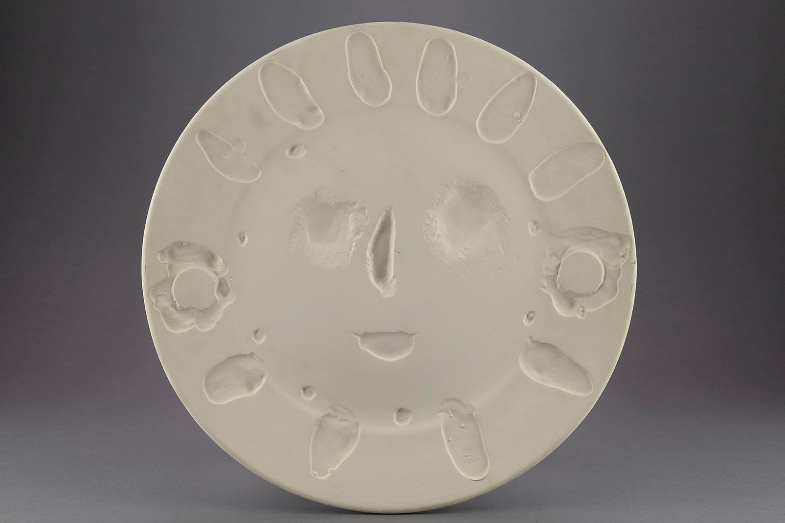 Pablo Picasso Ceramic Dual Side Design AR356 366 Visage aux palmes Face w/ Palms For Sale 2
