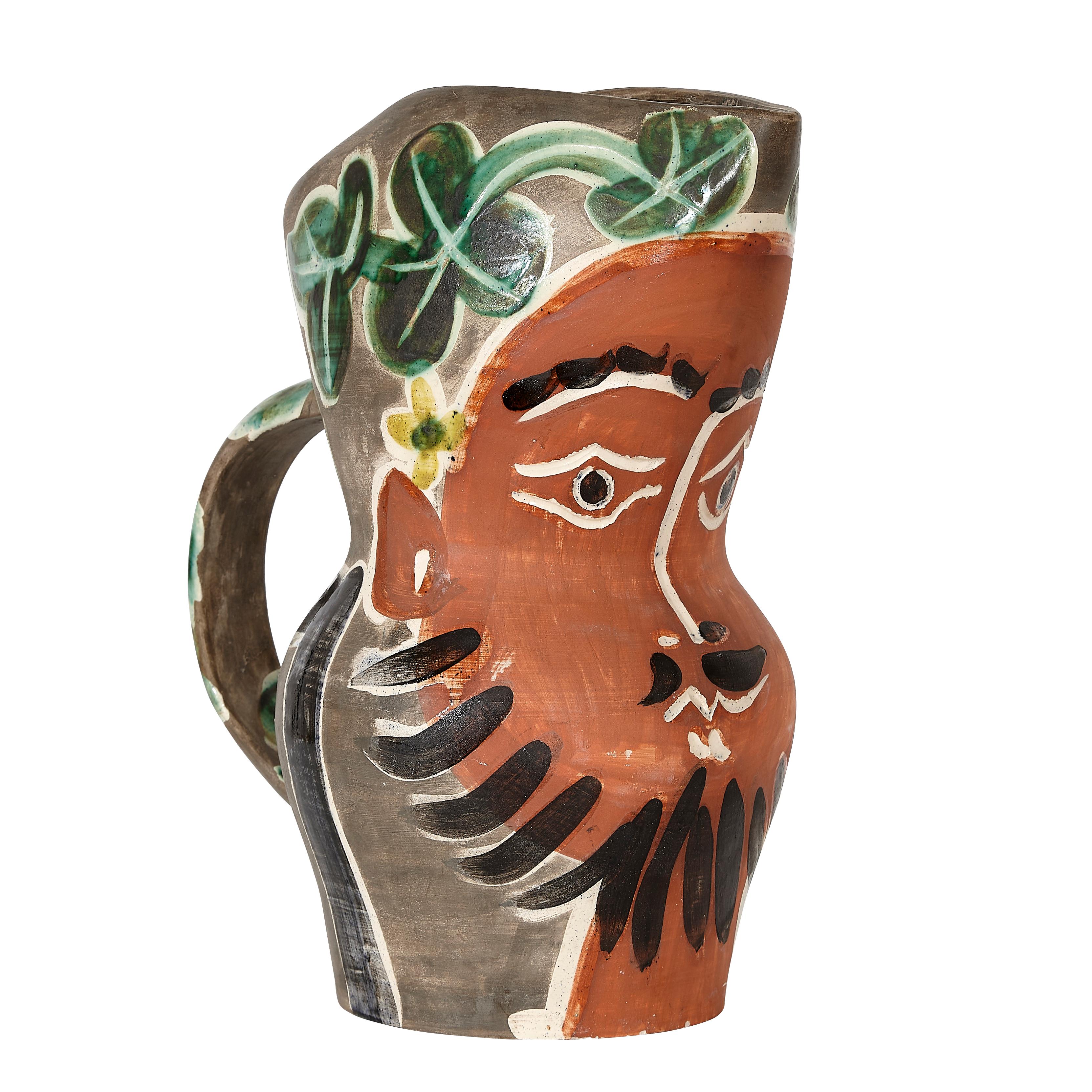 PABLO PICASSO (1881-1973)
Le barbu (A. R. 217)

Jarra Terre de faïence, pintada en colores y parcialmente esmaltada, 1953, de la edición de 500, inscrita "Edition Picasso" y "Madoura", con los sellos Edition Picasso y Madoura.