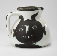 Pablo Picasso – Têtes – Ceramic pitcher partially glazed and painted - 1956