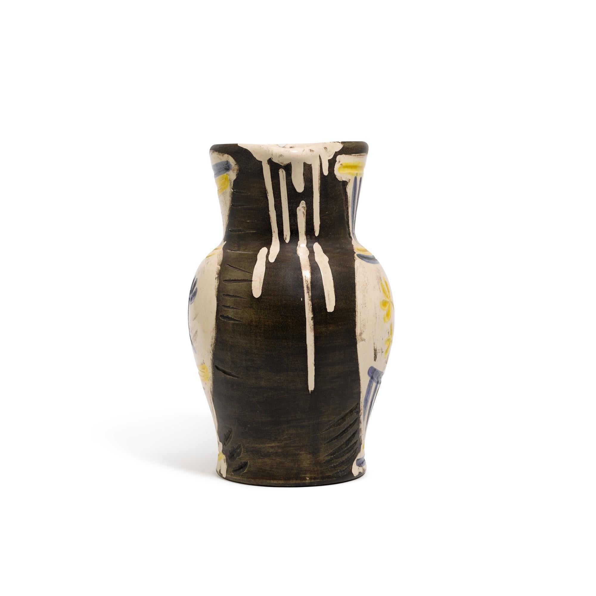 Pichet au vase, Picasso, 1950's, Pitcher, Earthenware, Design, Greek, Design - Post-War Sculpture by Pablo Picasso