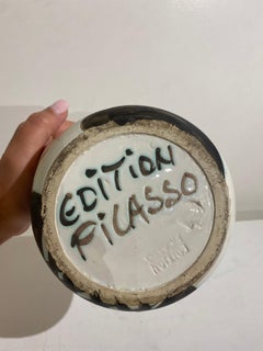 Pichet Têtes, by Picasso, Pitcher, 1950's, Edition, Black and white, Design