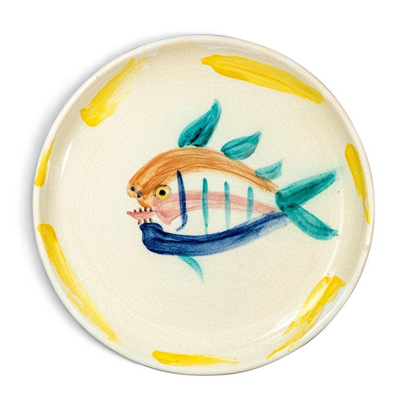 Pablo Picasso Figurative Sculpture - Service Poisson Plate R (“Fish” Service Plate)