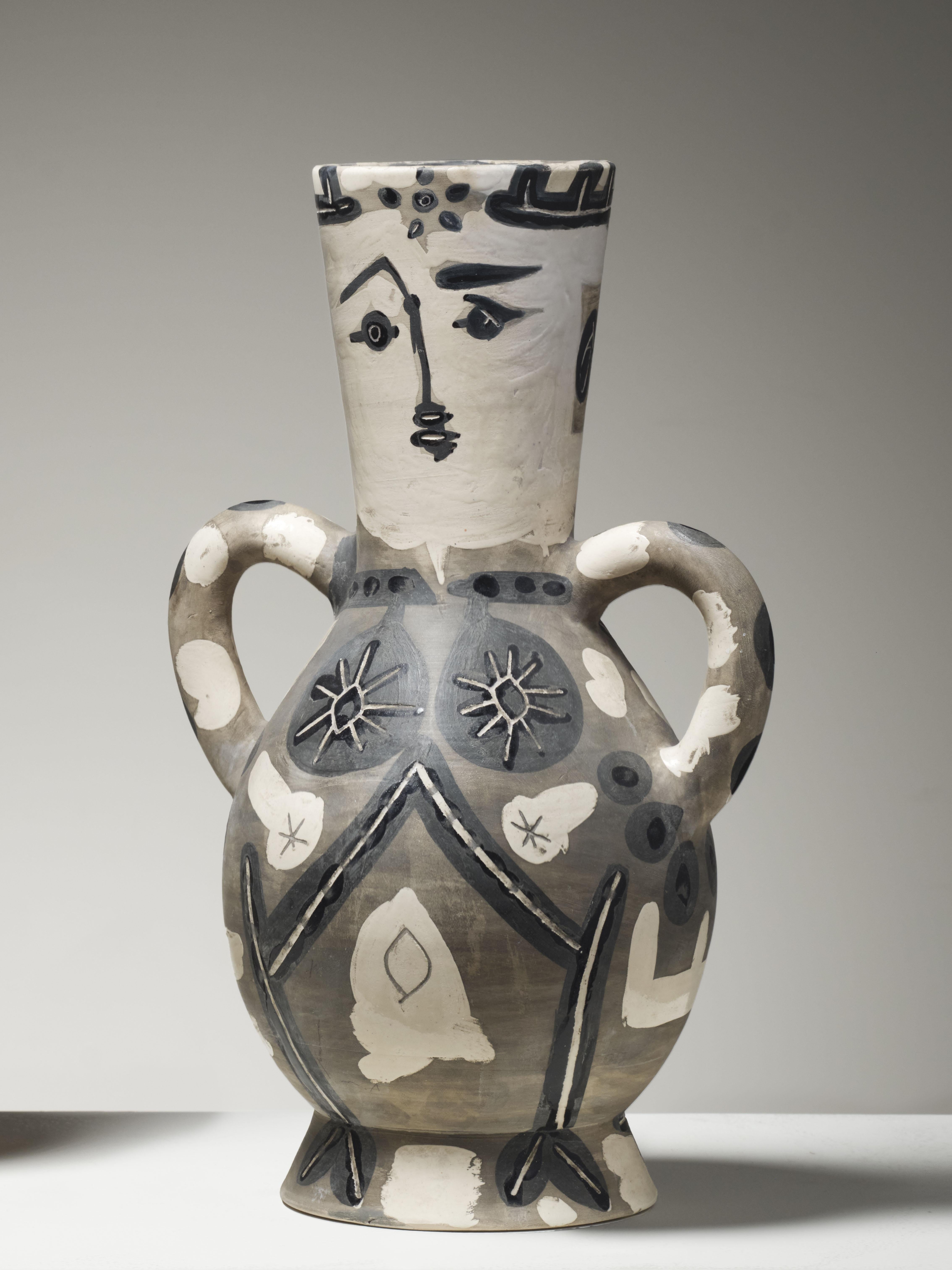 Vase Deux Anses Hautes (A.R. 141)