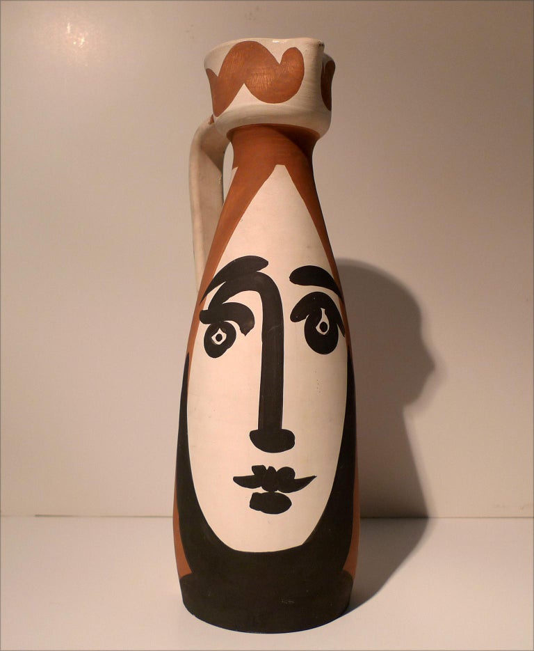 Pablo Picasso Figurative Sculpture - "Visage (A.R. 288)", Ceramic Dish Stamped Madoura Plein Feu, Edition Picasso
