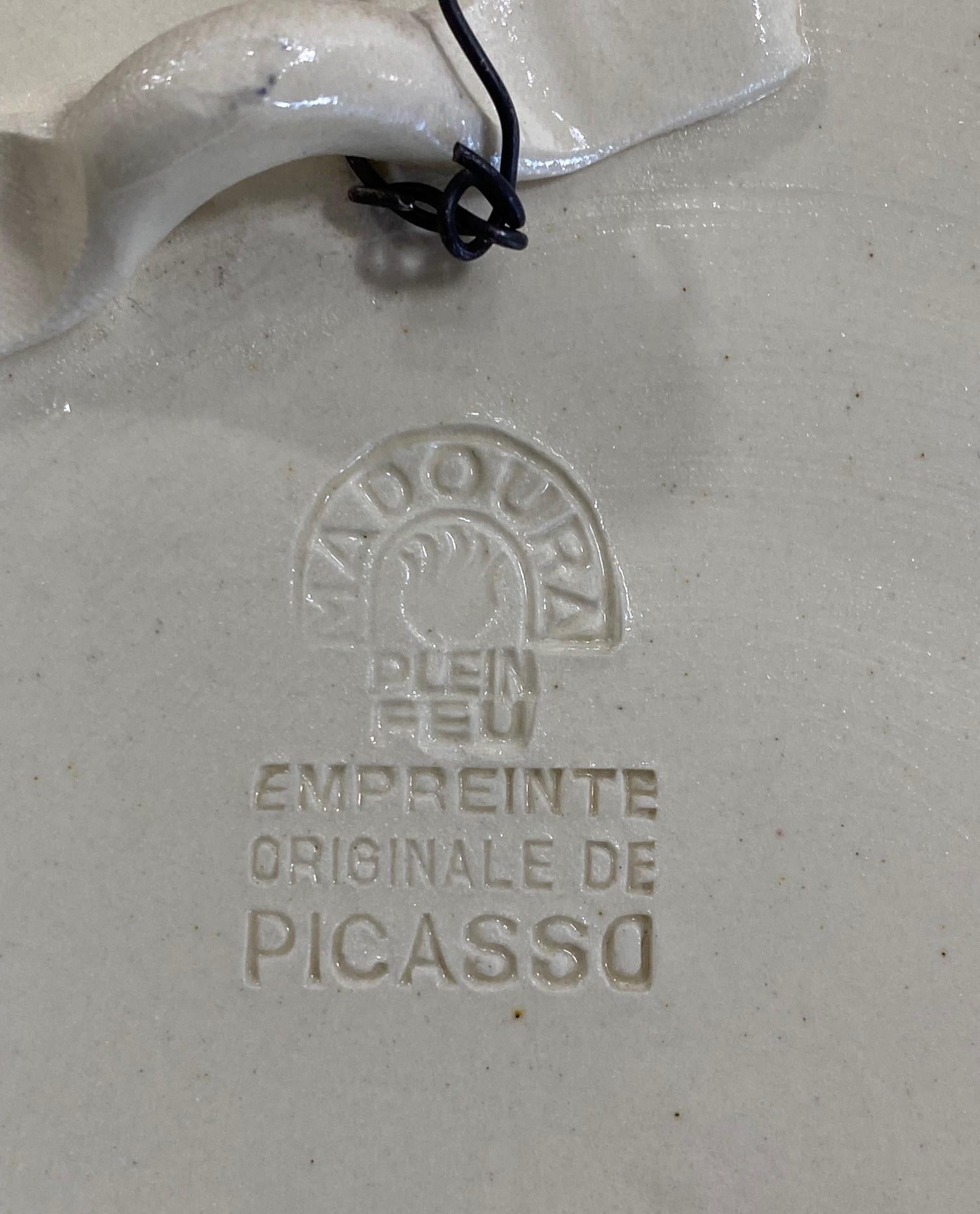 Assiette en céramique signée Pablo Picasso, Scène De Plage Edition Picasso Madoura, 1956 1