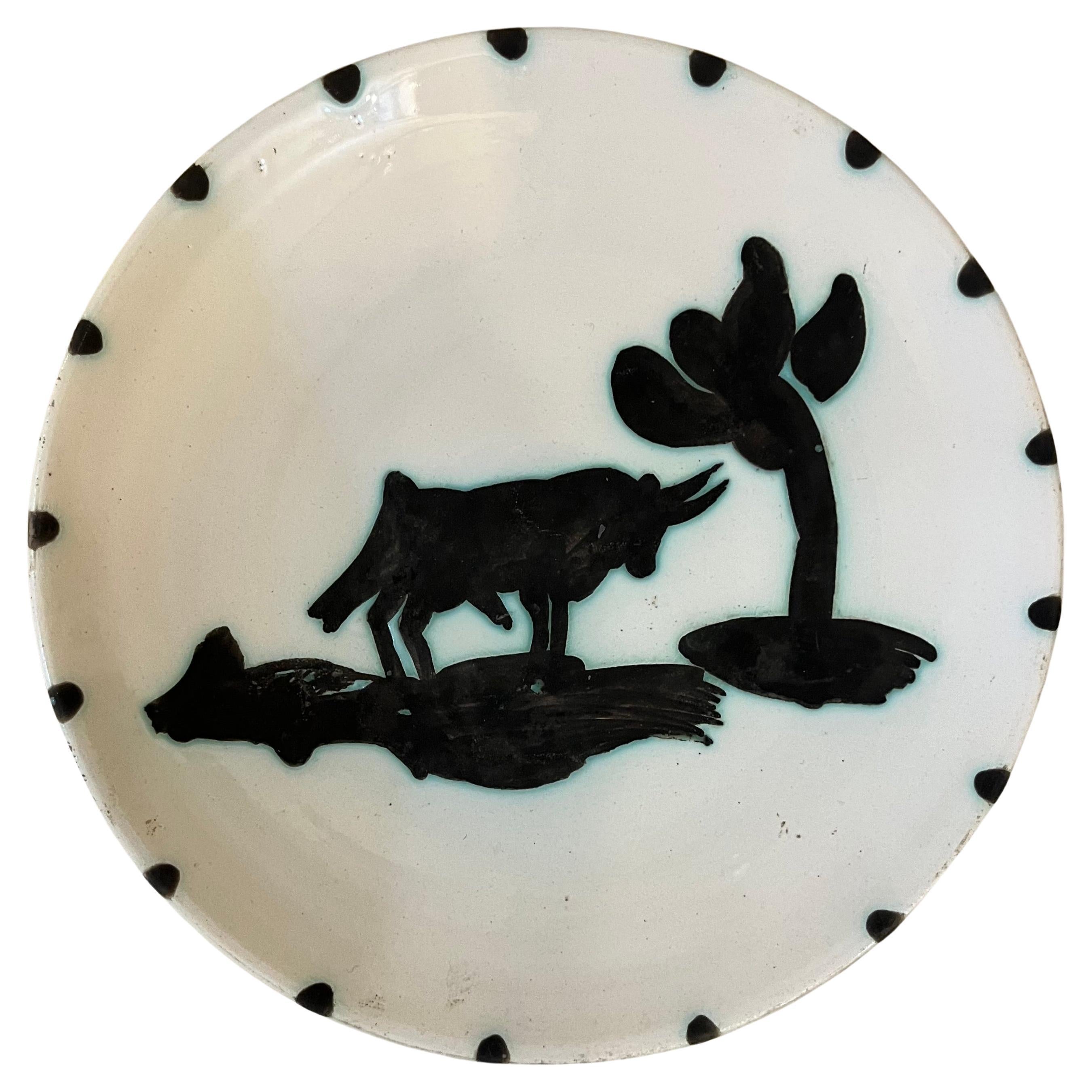 Pablo Picasso, Taureau sous l
arbre, 1952, assiette ronde tournée.