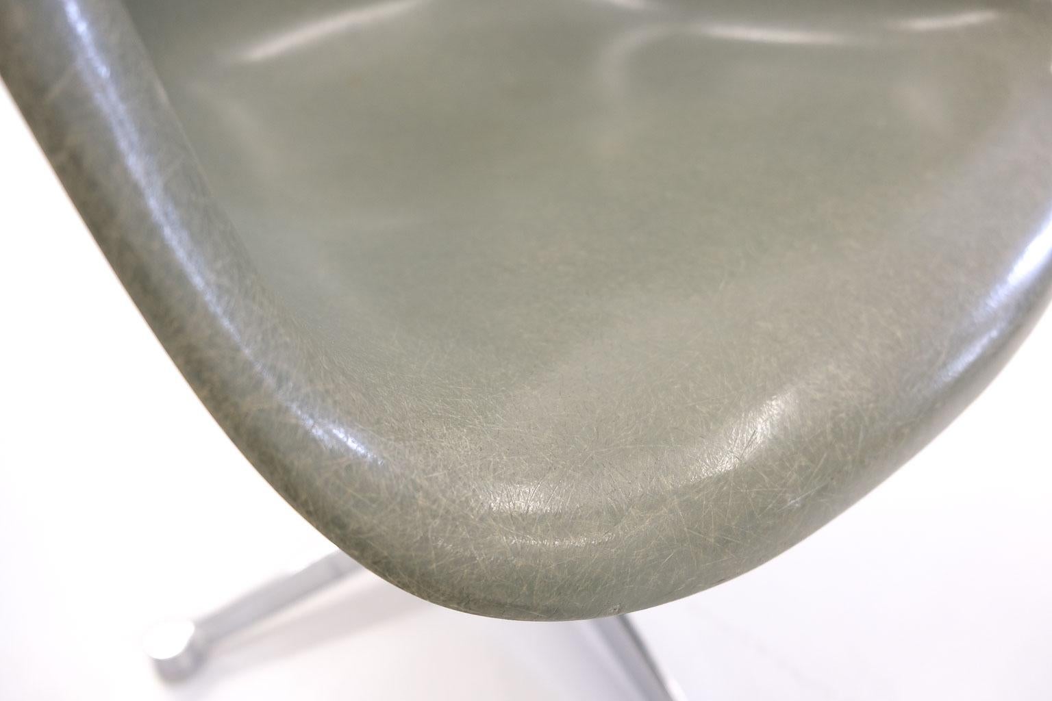 PAC (pivot armchair contract base - adjustable), Charles Eames for Herman Miller 11