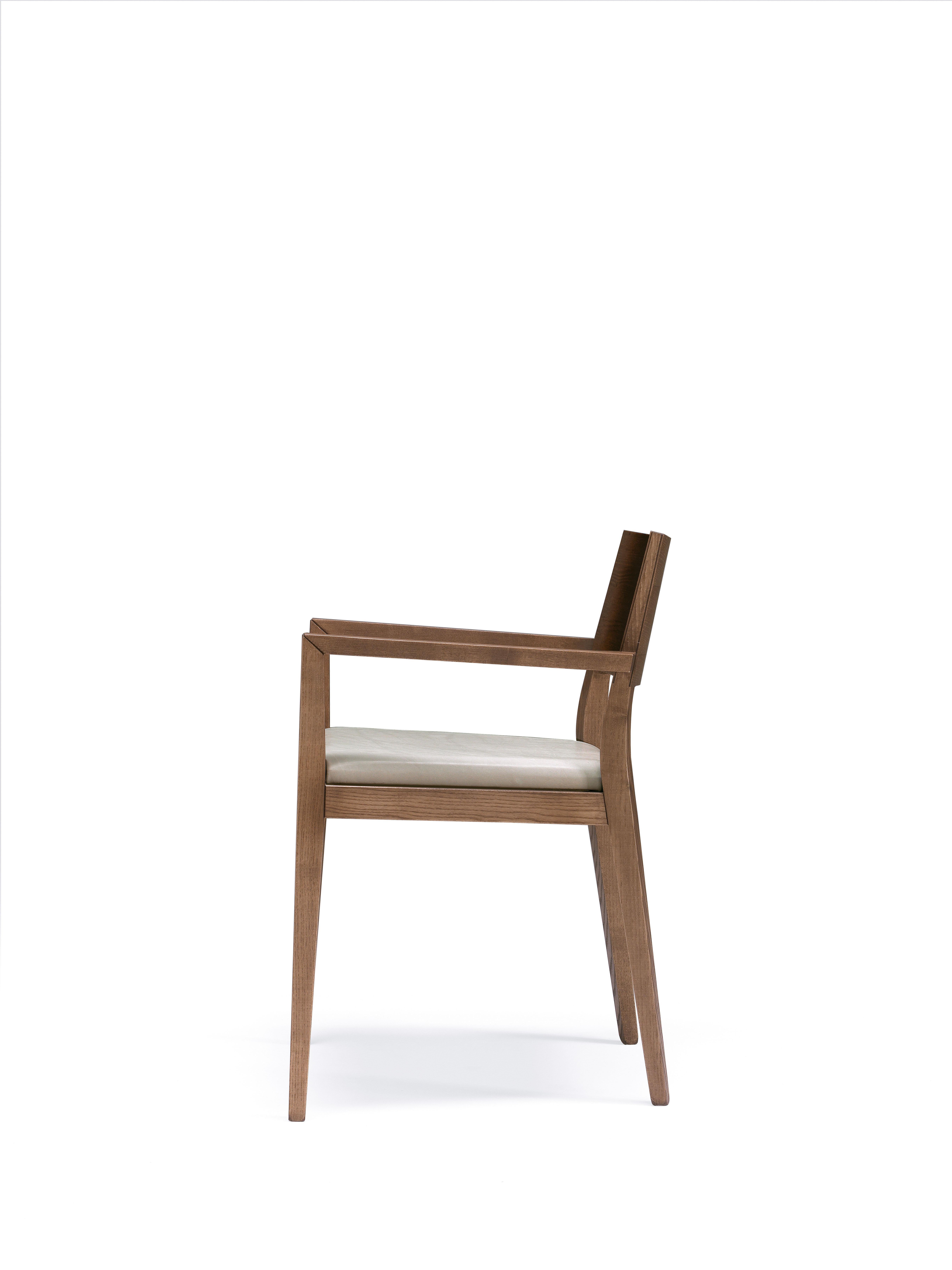 Modern Paccini & Cappelini Betty Chair in Ashwood and Leather by Studio Tecnico Pacini For Sale