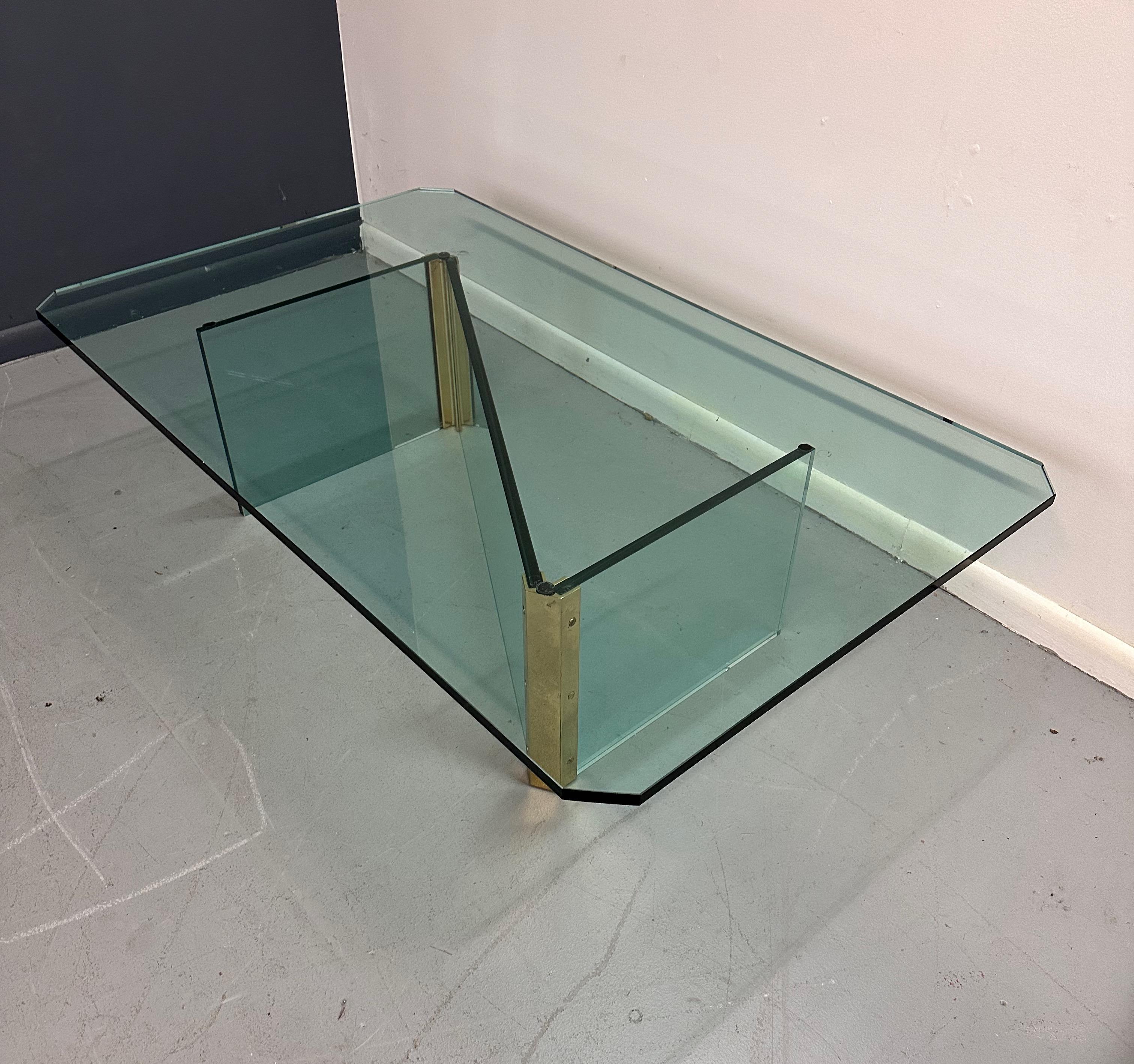 North American Pace Brass and Glass Coffee Rectangular Table with Unusual Z Formation For Sale