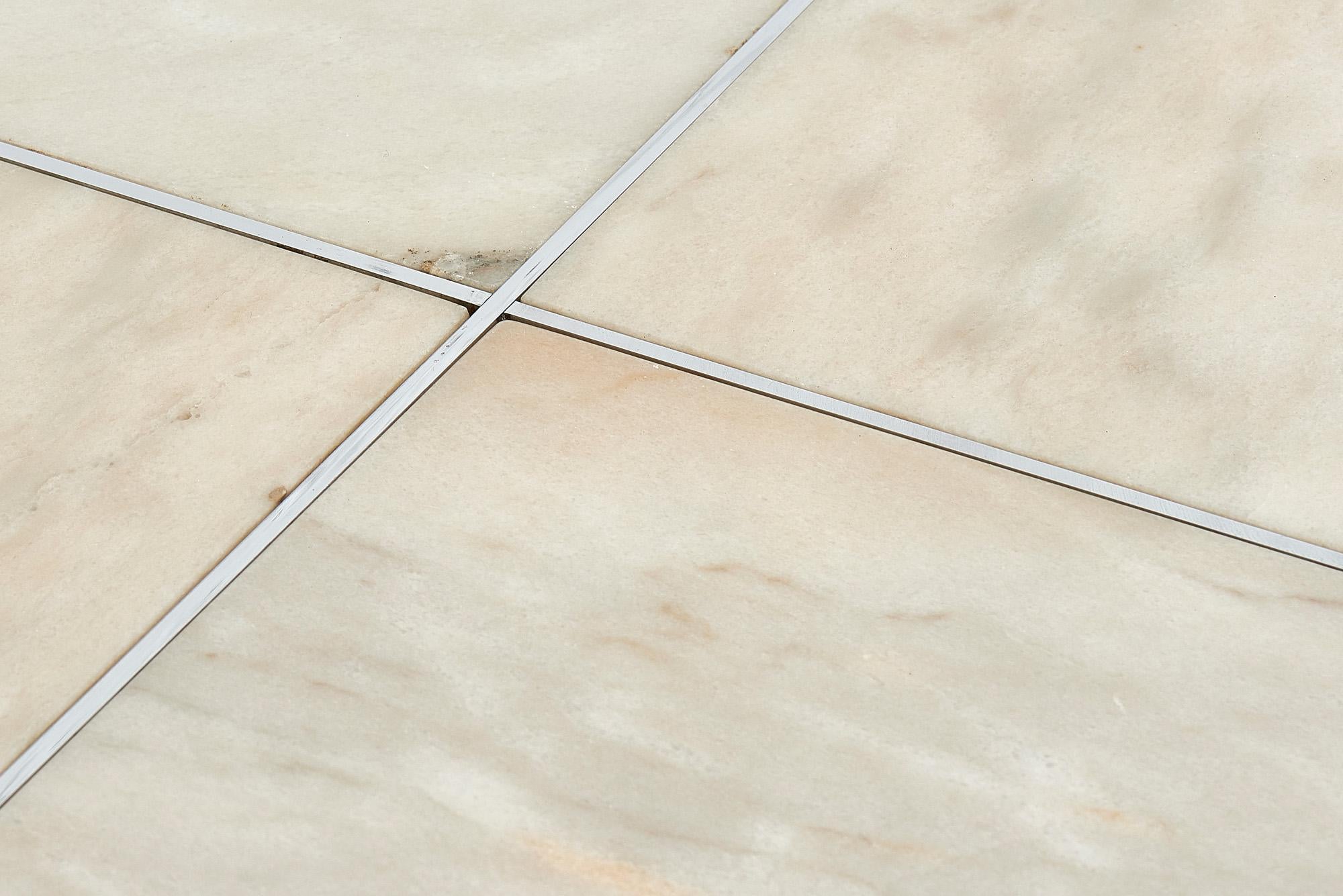 DIA Chrome and Marble Coffee Table, 1970s In Good Condition In Chicago, IL