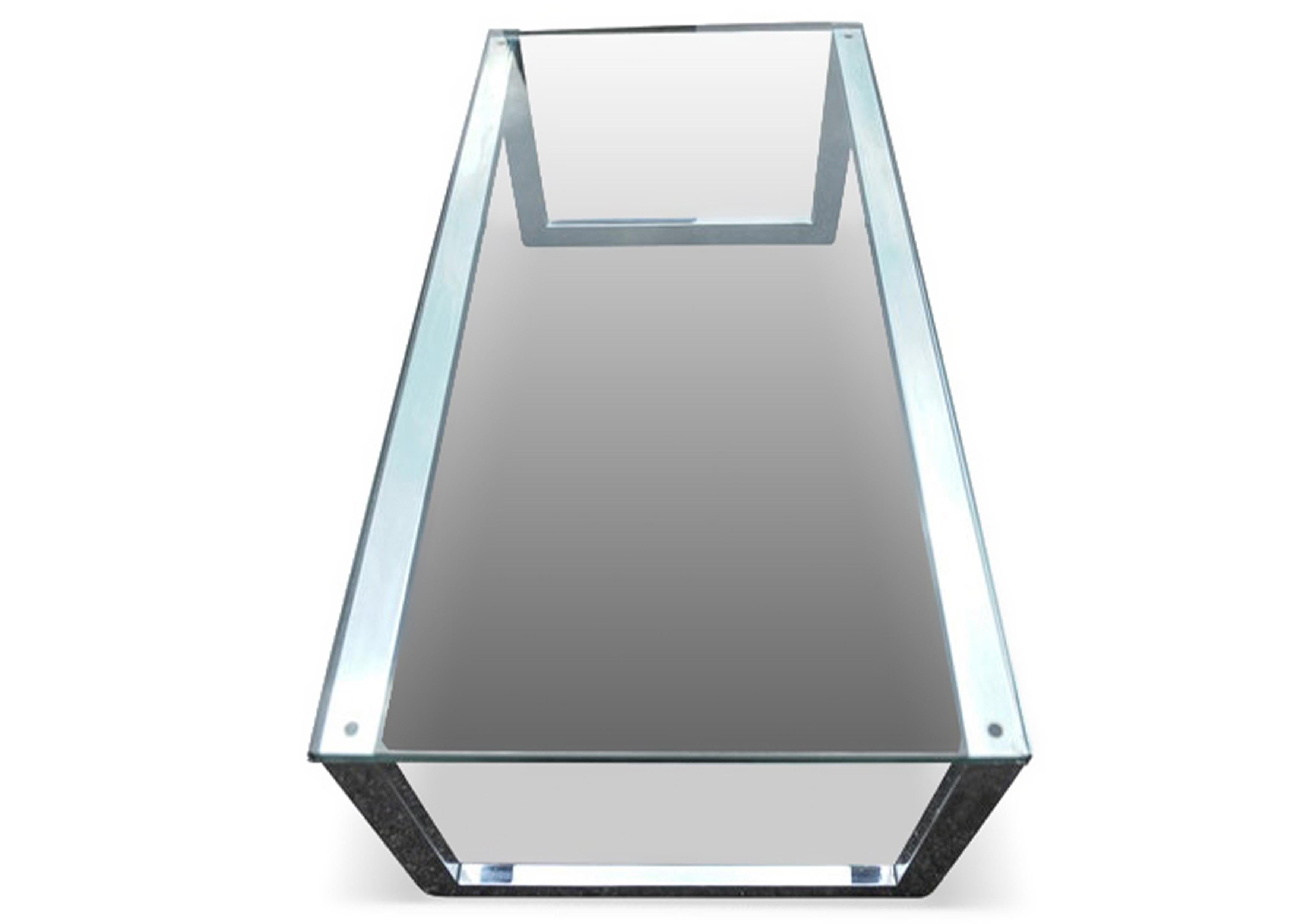 Pace Collection Chrome & Clear Glass Rectangular Statement Coffee Table In Good Condition For Sale In Reading, Berkshire