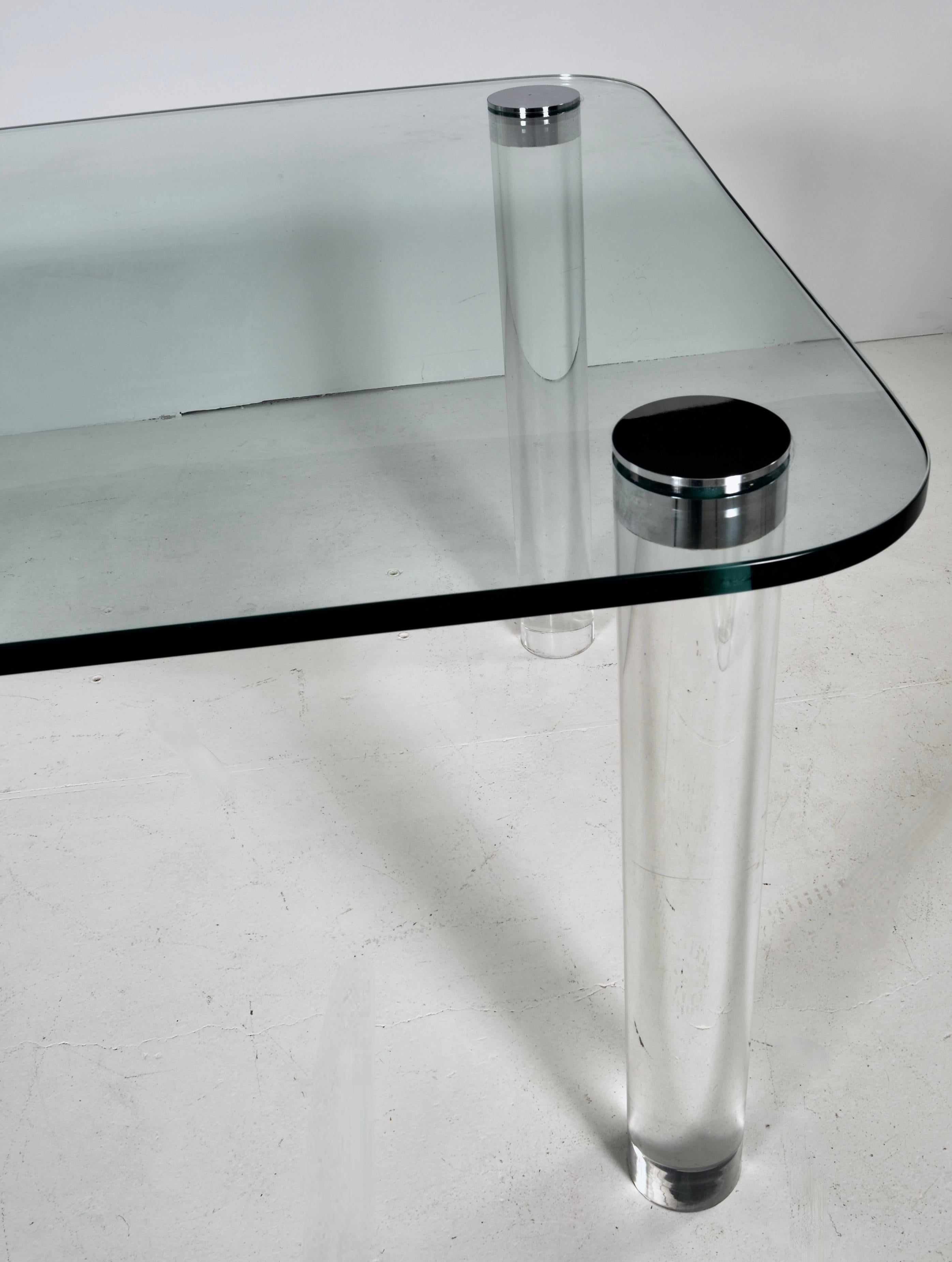 Fin du 20e siècle The Collective Glass and Lucite Dining Table, USA c 1970s en vente