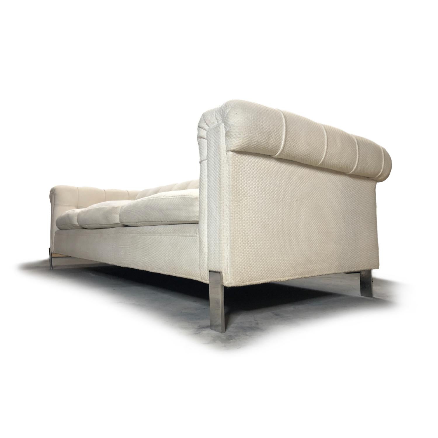 Pace Collection Original White Tufted Tuxedo Sofa on Chrome Legs In Good Condition In Chattanooga, TN
