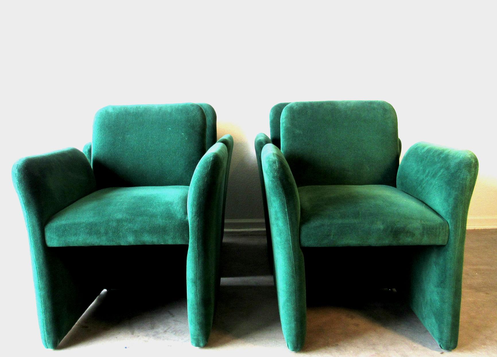 Emerald Green Velvet Upholstered Armchairs by Leon Rosen for Pace 1980s In Good Condition In Surprise, AZ