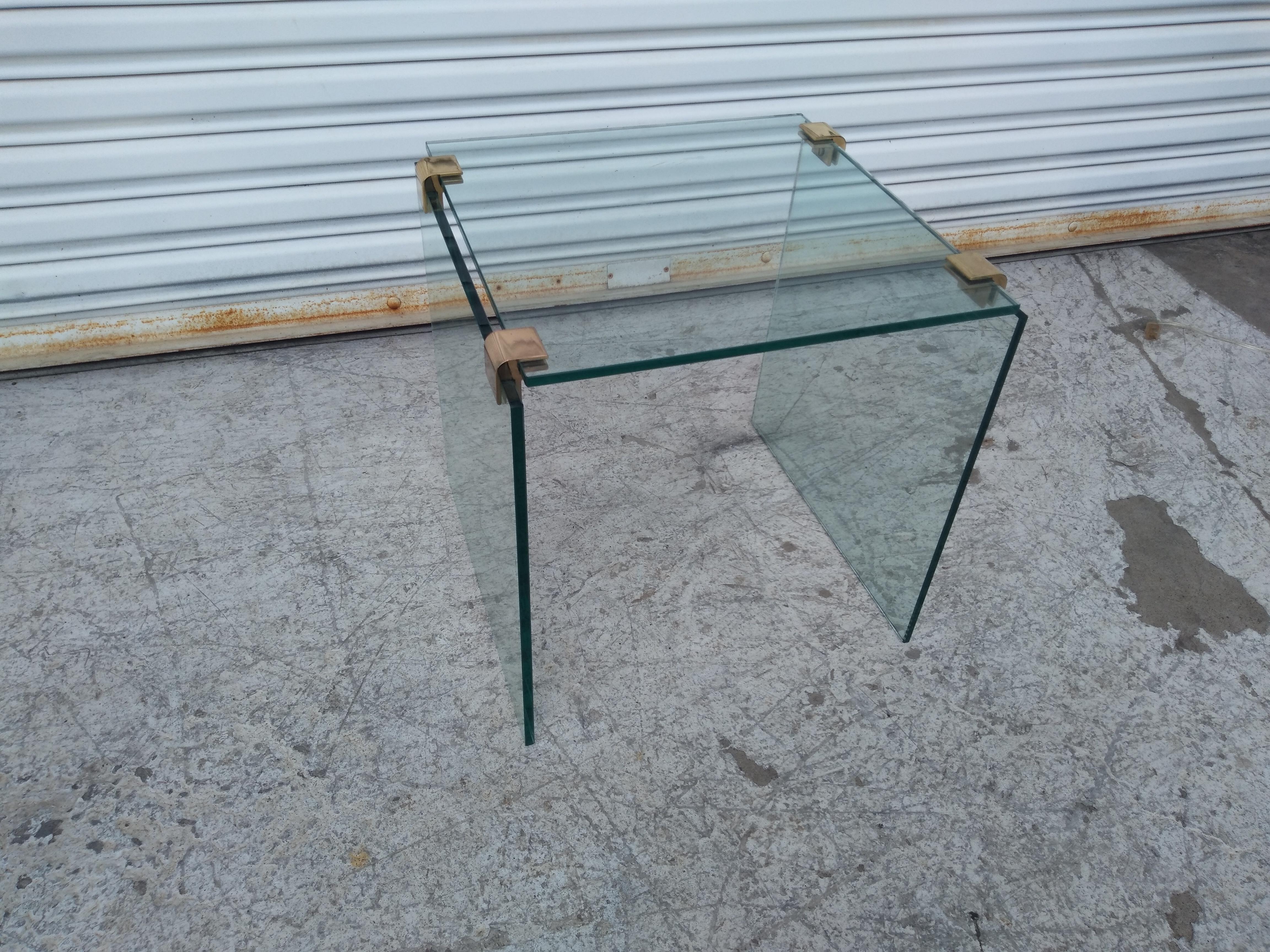 Pace Collection Style Glass Table with Brass Accents In Good Condition For Sale In Pasadena, TX