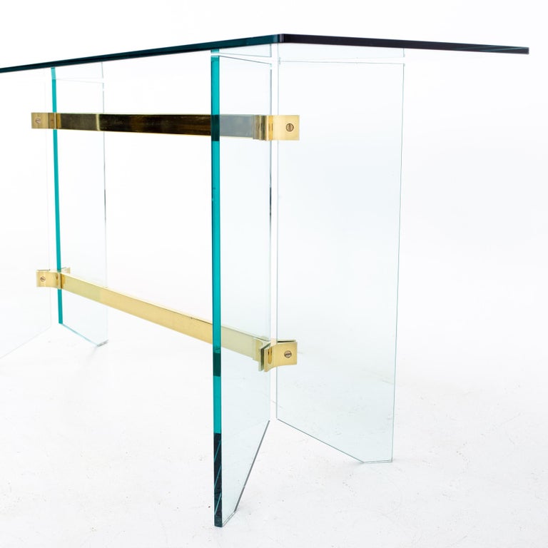 Pace Mid Century Brass and Glass Foyer Entry Console Table In Good Condition For Sale In Countryside, IL