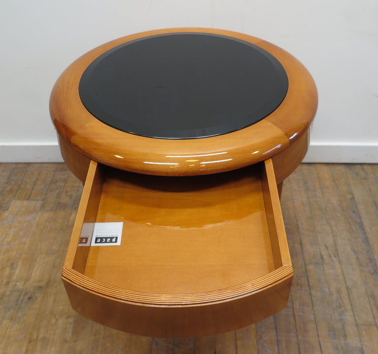 Pace Side Table In Good Condition For Sale In New York, NY
