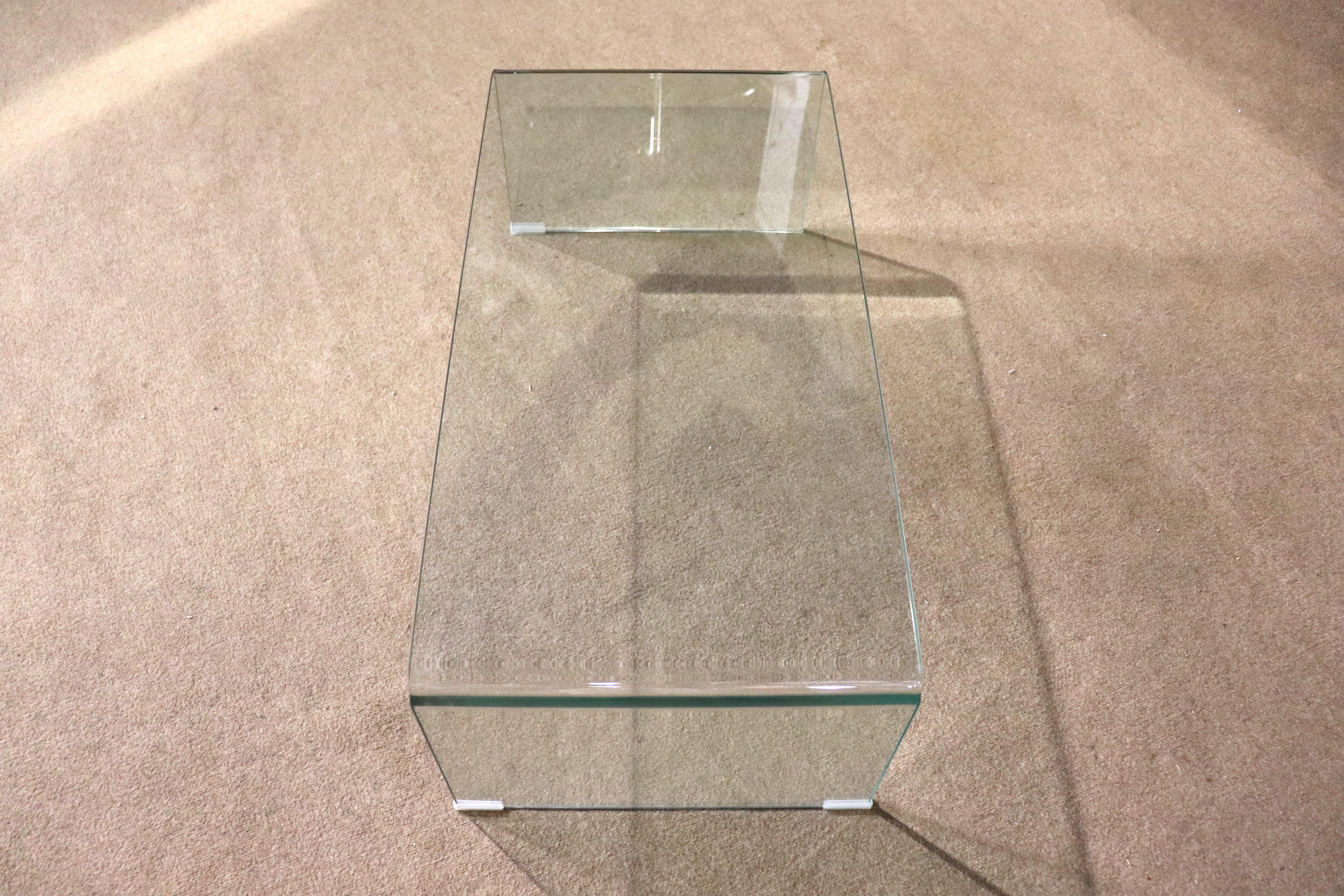 Table en verre de style pace Bon état - En vente à Brooklyn, NY