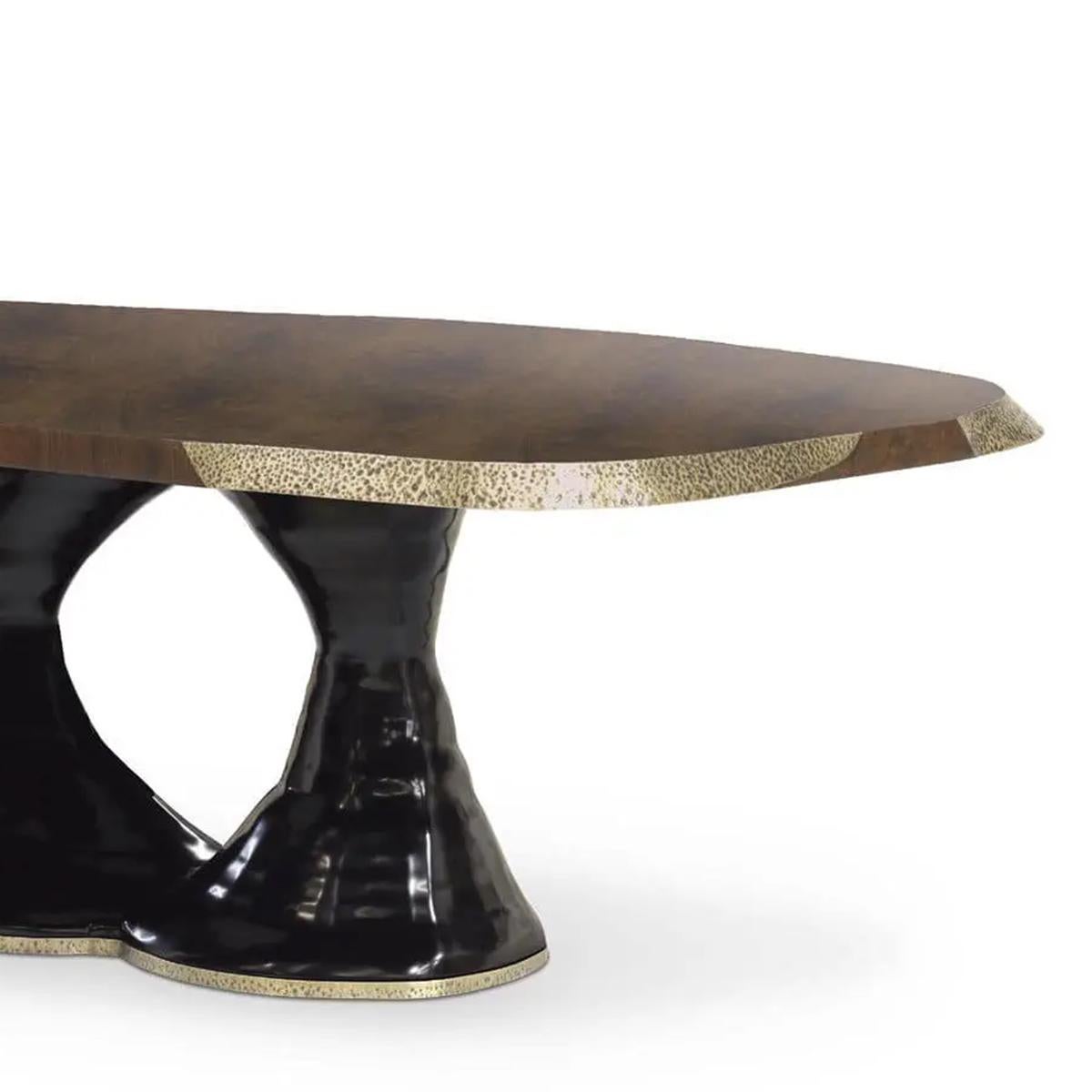 Pacha Large Dining Table In New Condition For Sale In Paris, FR