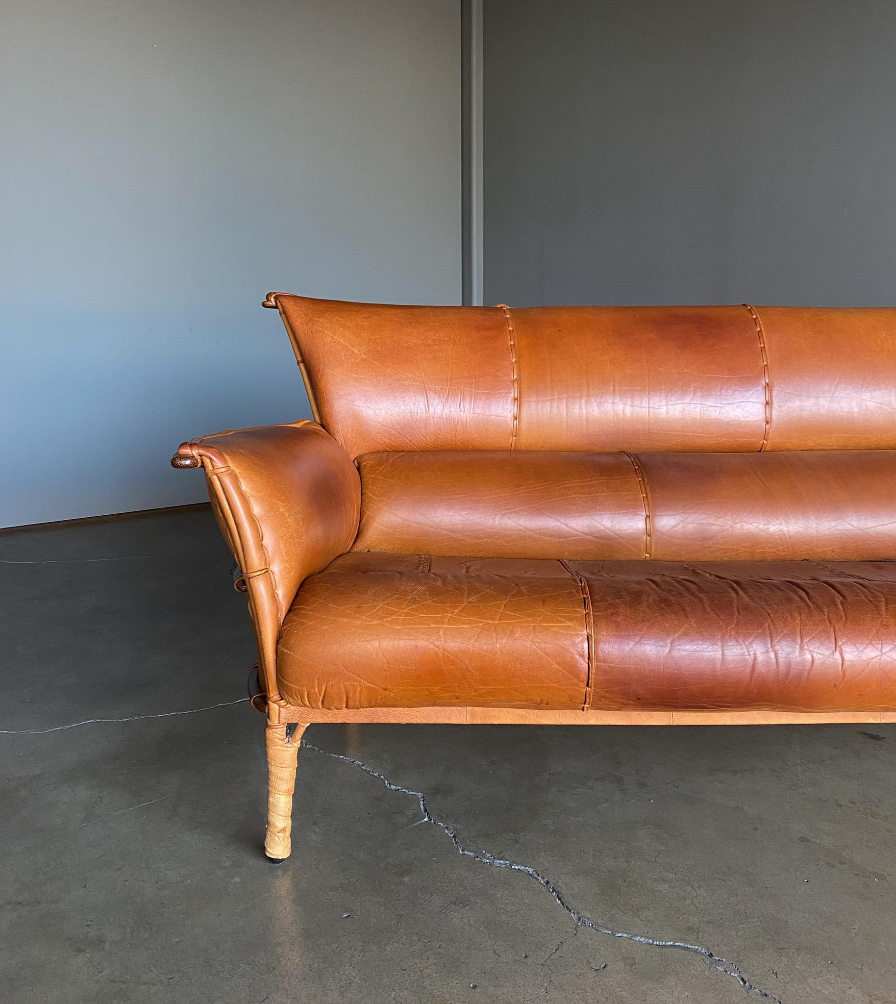 Pacific Green Cognac Leather & Palmwood Navajo Sofa, 1990's 8