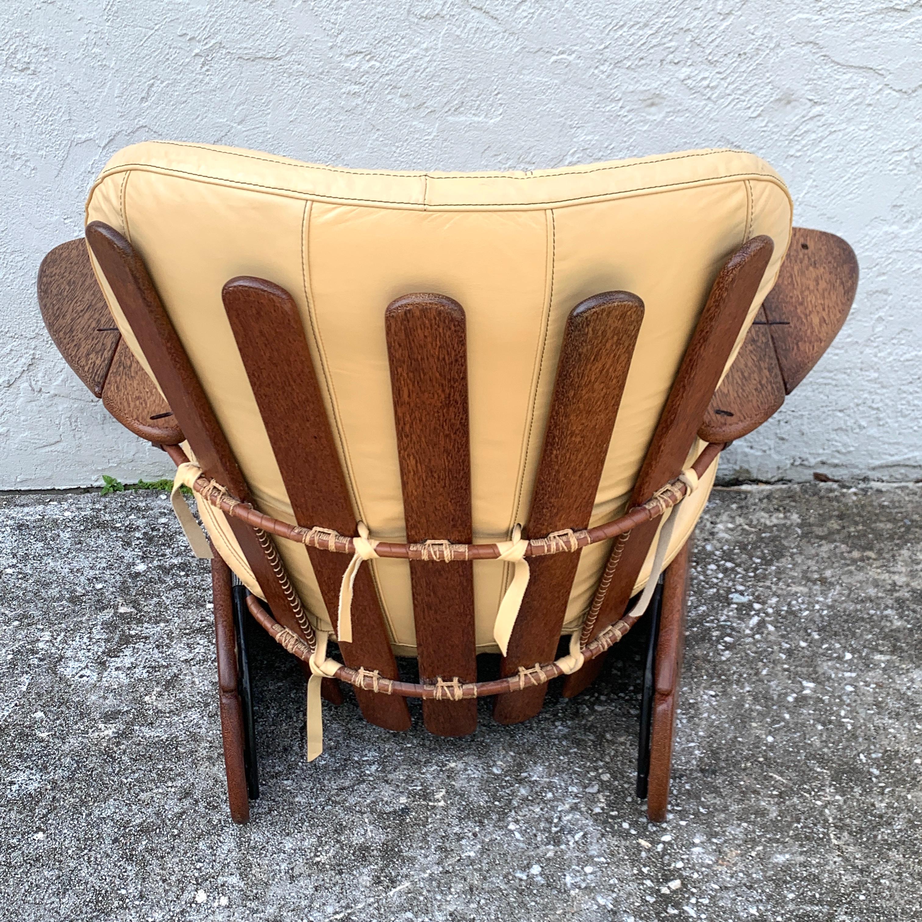 Pacific Green Palmwood and Leather Lounge Chair and Ottoman In Good Condition In West Palm Beach, FL