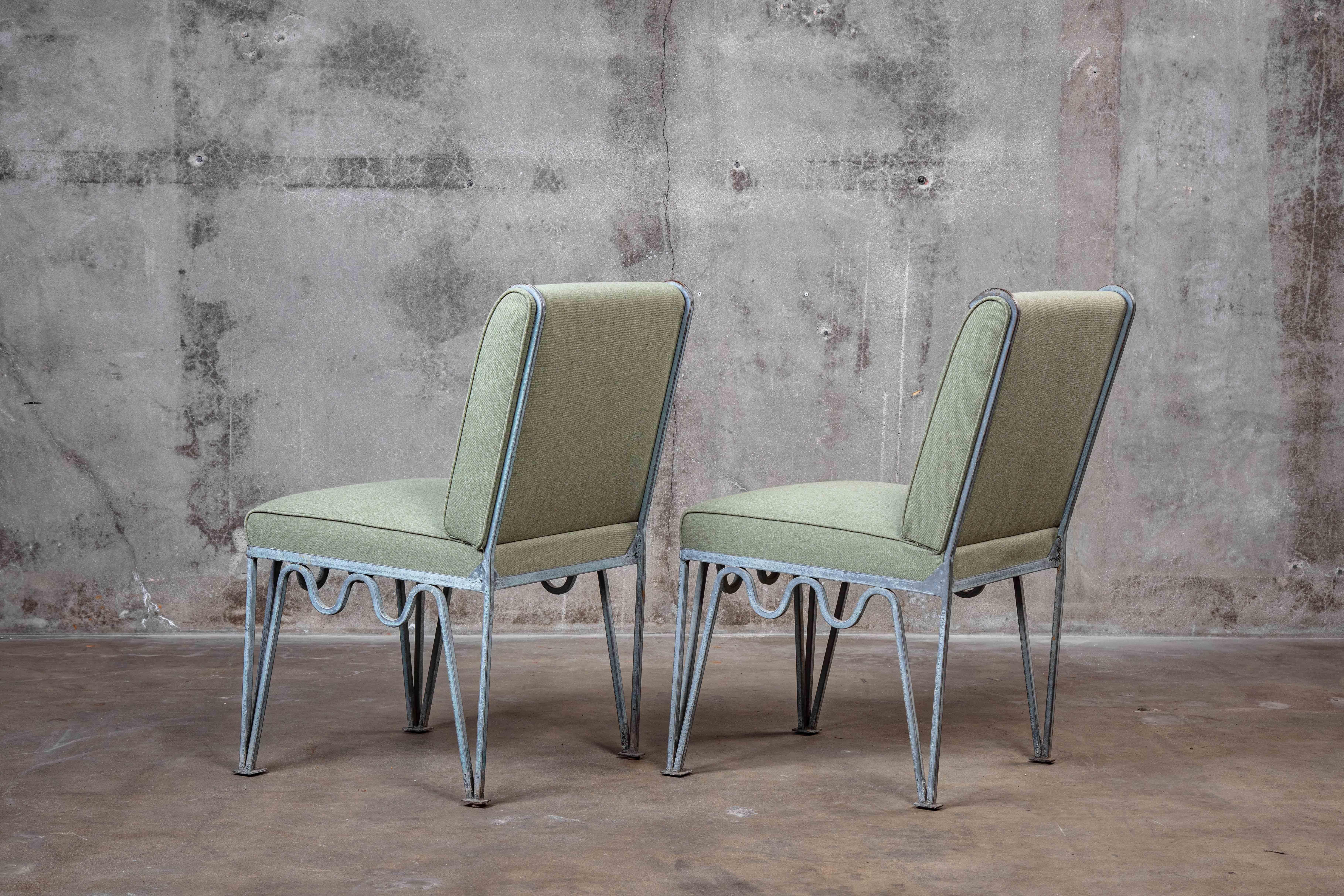 Pair of Pacific Iron side chairs in bronze, 1940s

Measures: Seat: 18