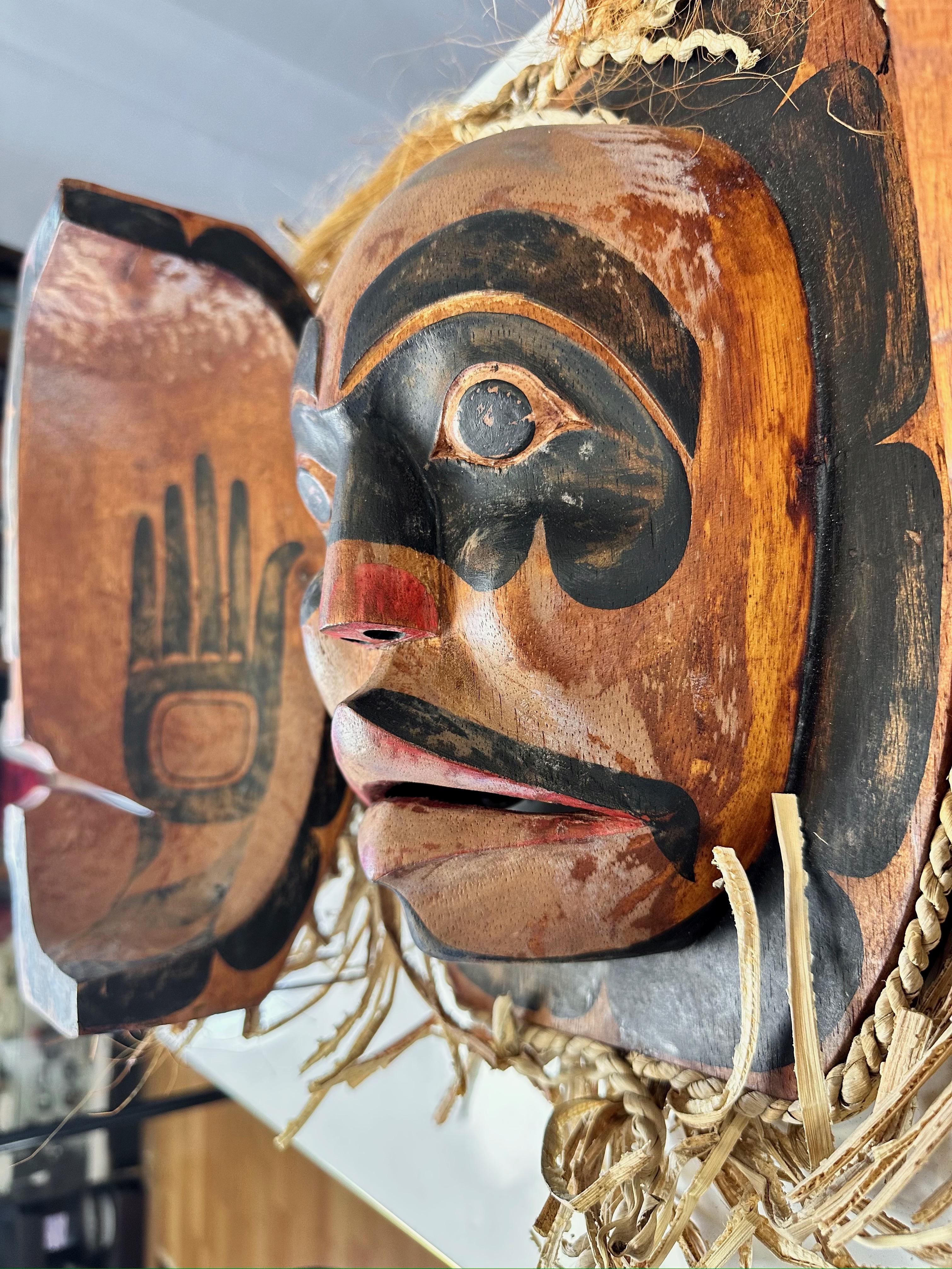 Pacific Northwest First Nations Kwakuitl Transformation or Opening Mask, 1970s 2
