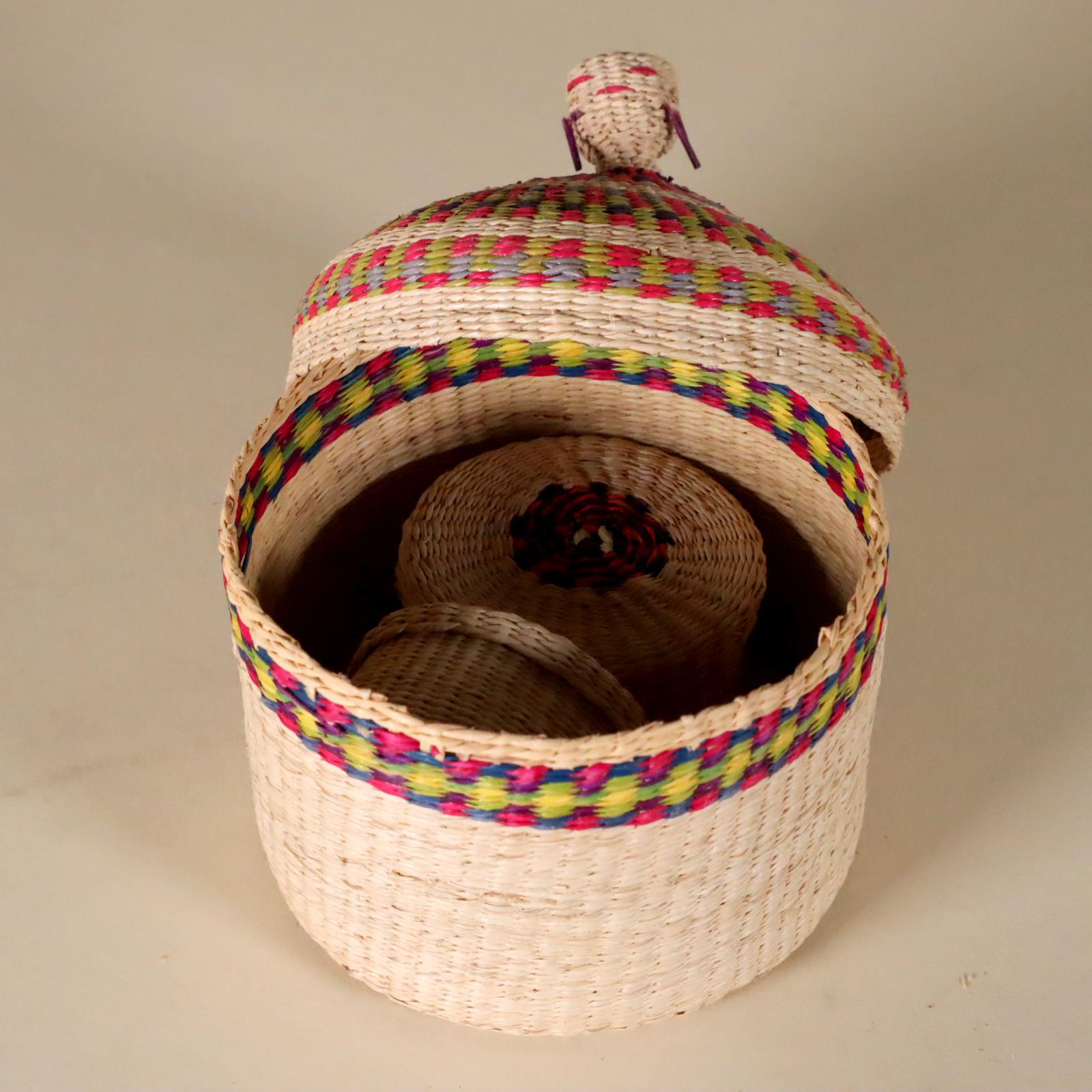 nesting baskets with lids