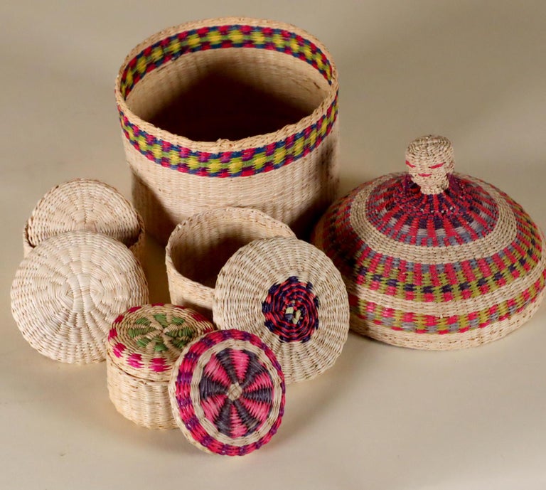 Pacific Northwest Miniature Nesting Baskets with Lids Largest with Head