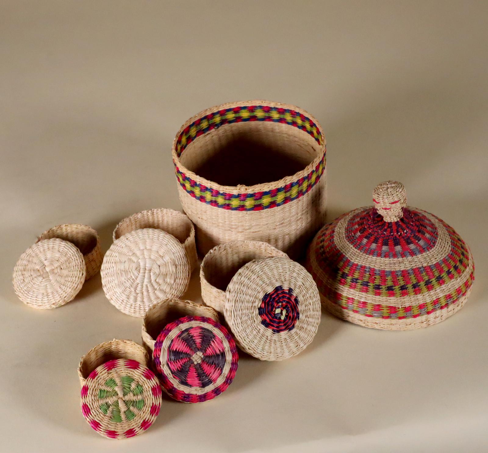 Canadian Store closing March 31.  Pacific Northwest Miniature Nesting Baskets For Sale