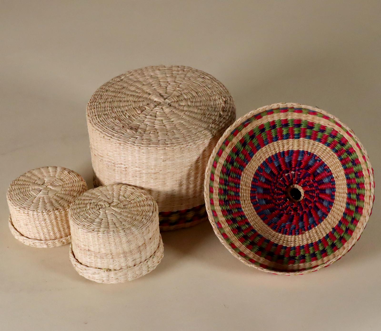 Store closing March 31.  Pacific Northwest Miniature Nesting Baskets In Excellent Condition For Sale In Santa Fe, NM