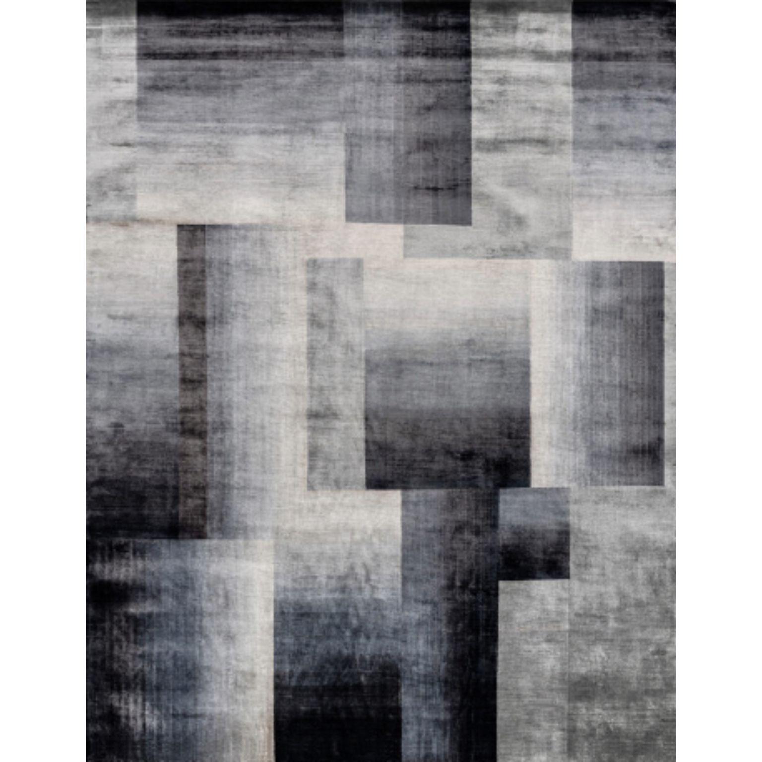 PACIFICO 200 rug by Illulian
Dimensions: D300 x H200 cm 
Materials: wool 50%, silk 50%.
Variations available and prices may vary according to materials and sizes. 

Illulian, historic and prestigious rug company brand, internationally renowned