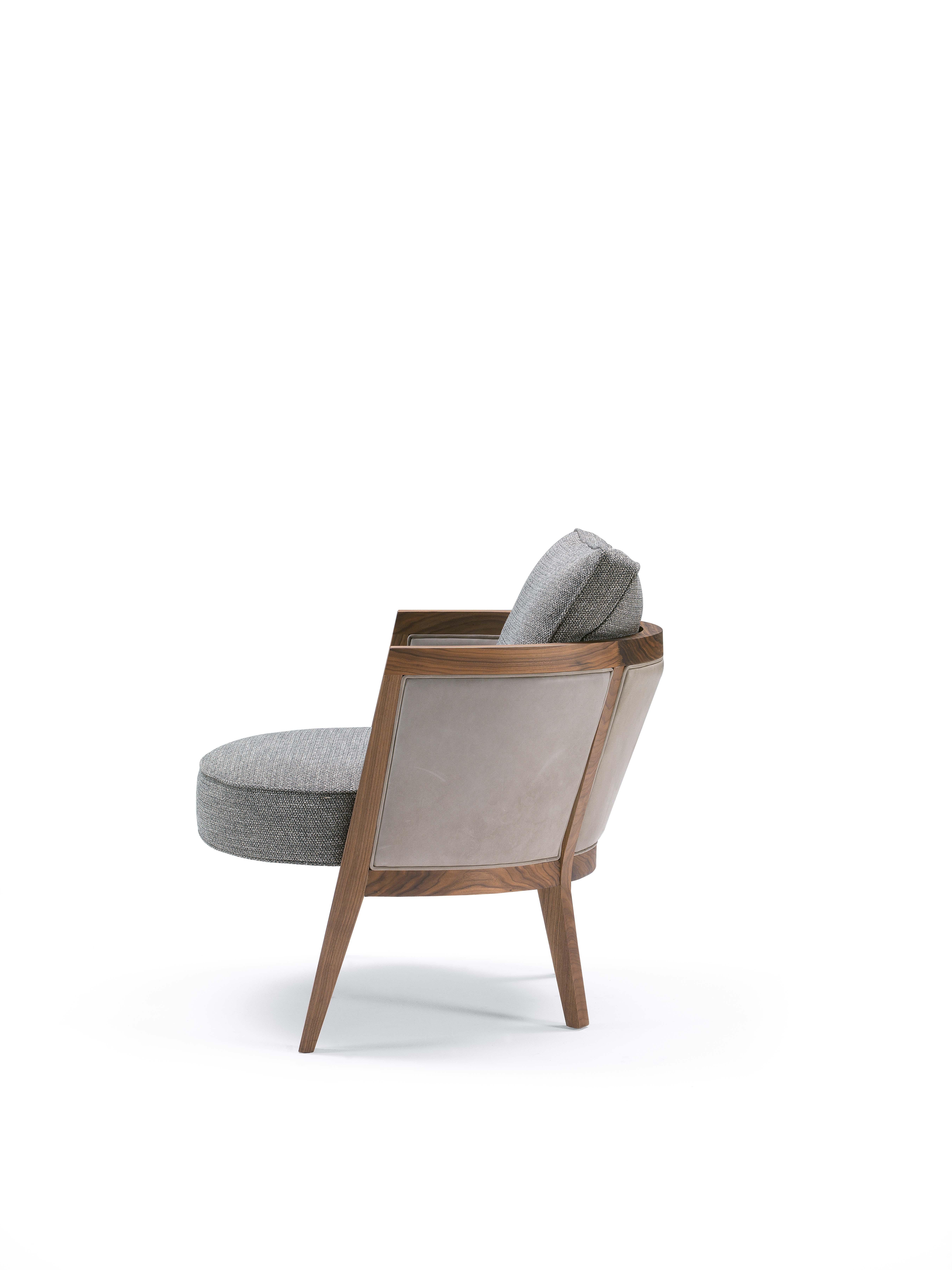 Italian Pacini & Cappellini Cocoon Armchair in Grey by Giuliano & Gabriele Cappellettii For Sale