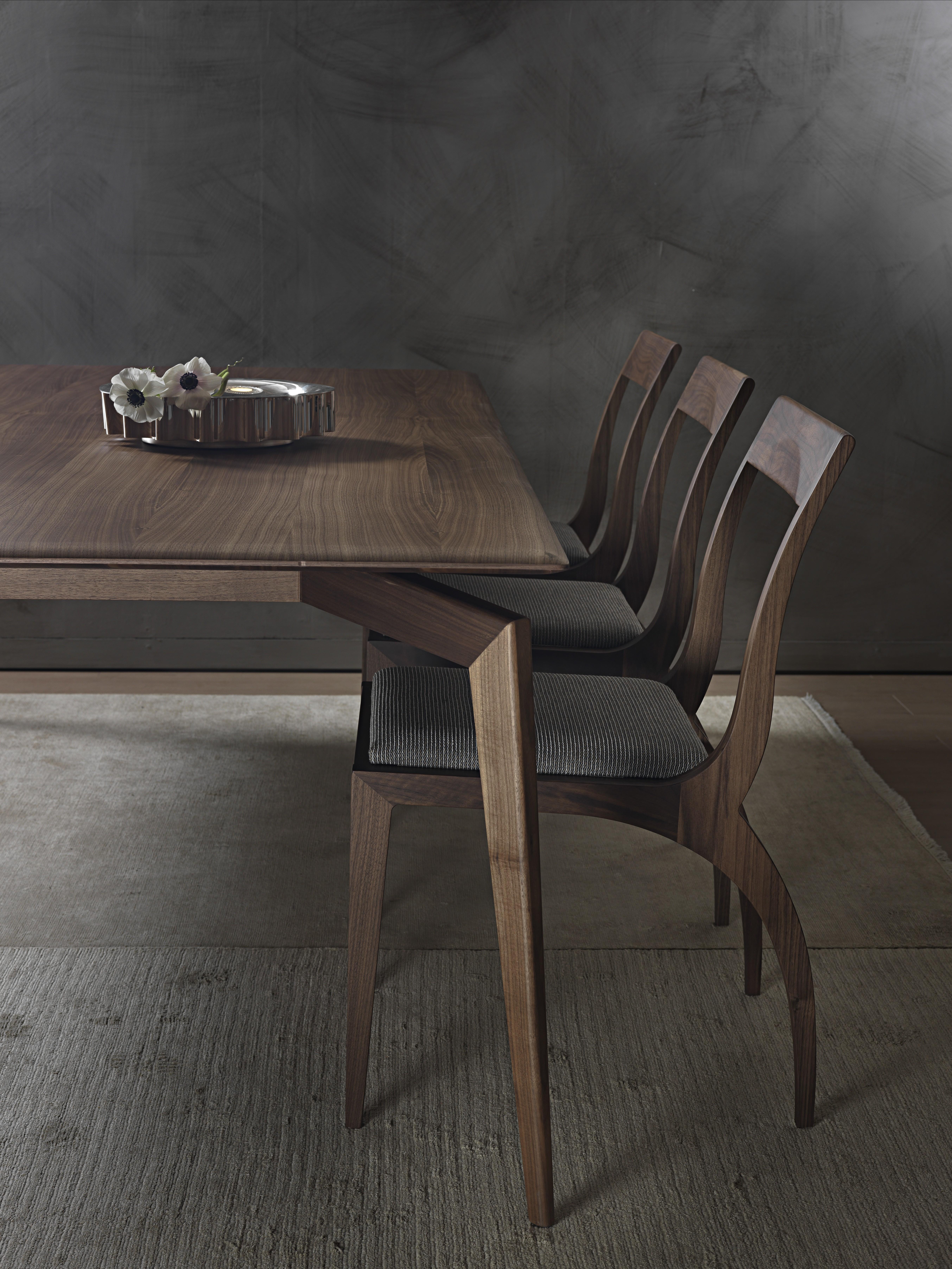 Italian Pacini & Cappellini Hope Dining Table in Walnut by Cesare Arosio For Sale