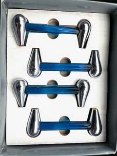 Pack of 4 1960s Murano glass handles for cabinets, sideboards and kitchens.