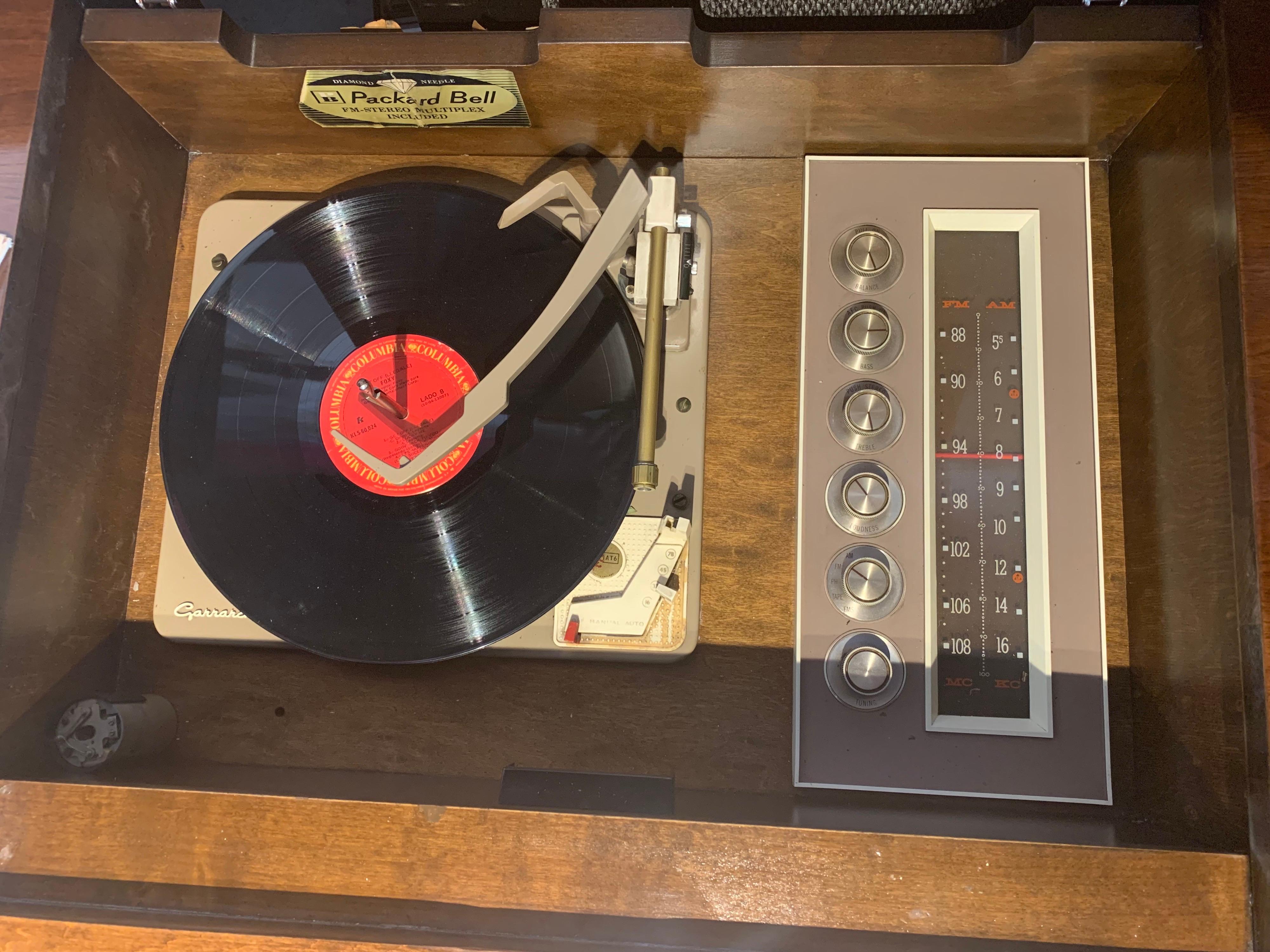 Packard Bell Mid-Century Modern Stereo Record Console In Good Condition In San Pedro Garza Garcia, Nuevo Leon