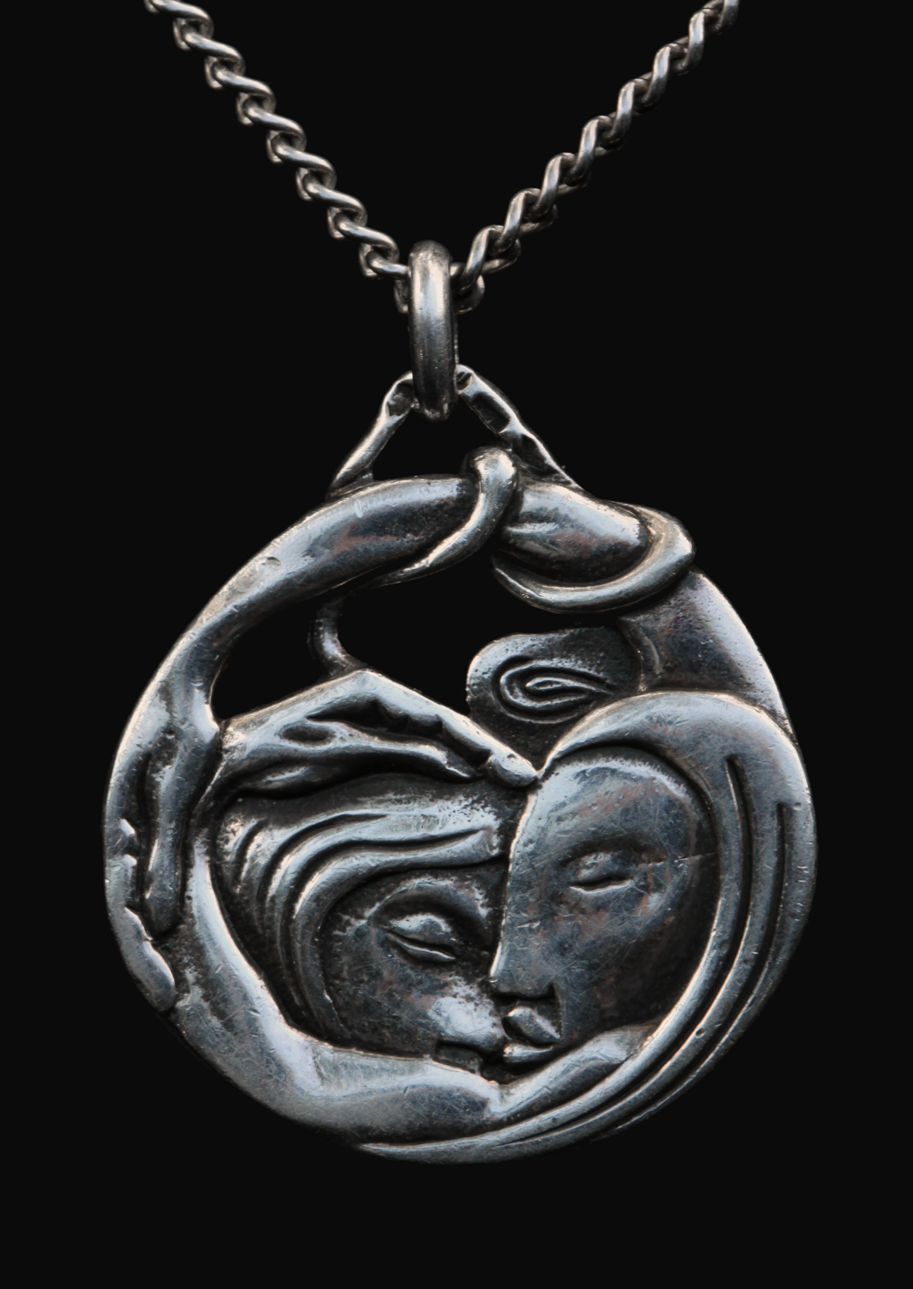 Paco Durrio 'Leda and the Swan' Reversible Symbolist Pendant 1