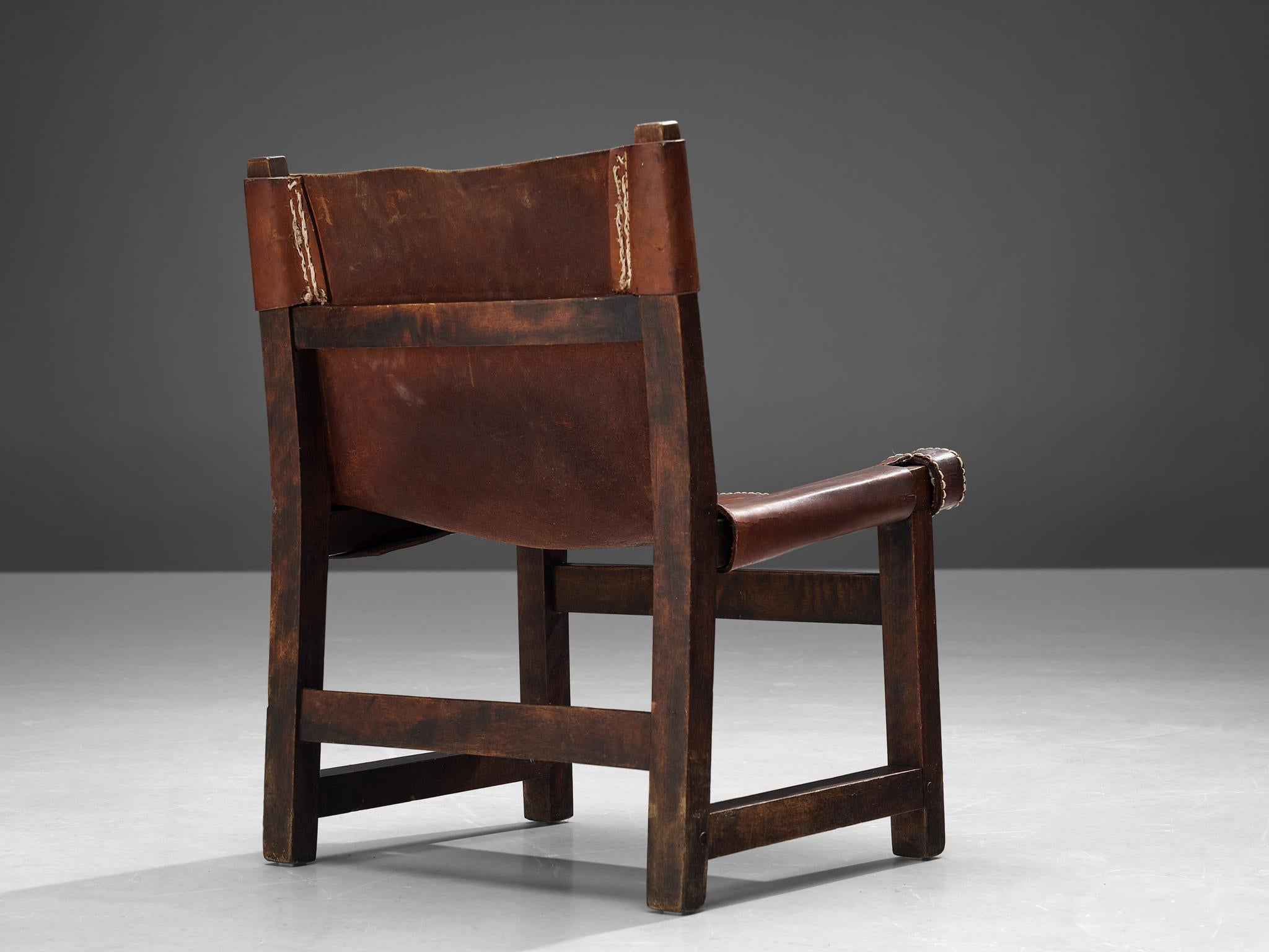 Mid-Century Modern Paco Muñoz Paire de chaises de chasse pour enfants 'Riaza' en cuir patiné en vente