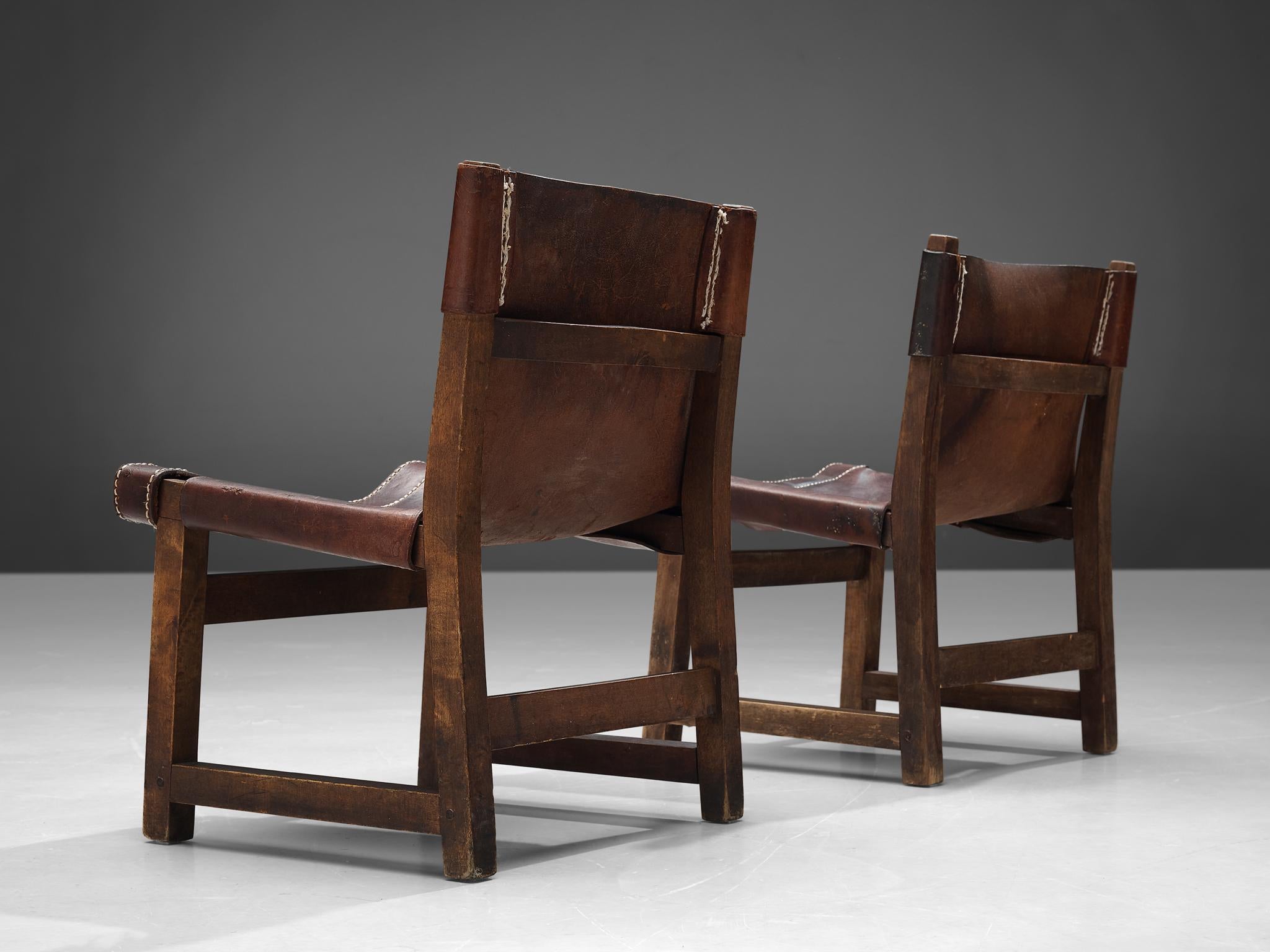 Paco Muñoz Pair of 'Riaza' Hunting Children's Chairs in Patinated Leather In Good Condition For Sale In Waalwijk, NL