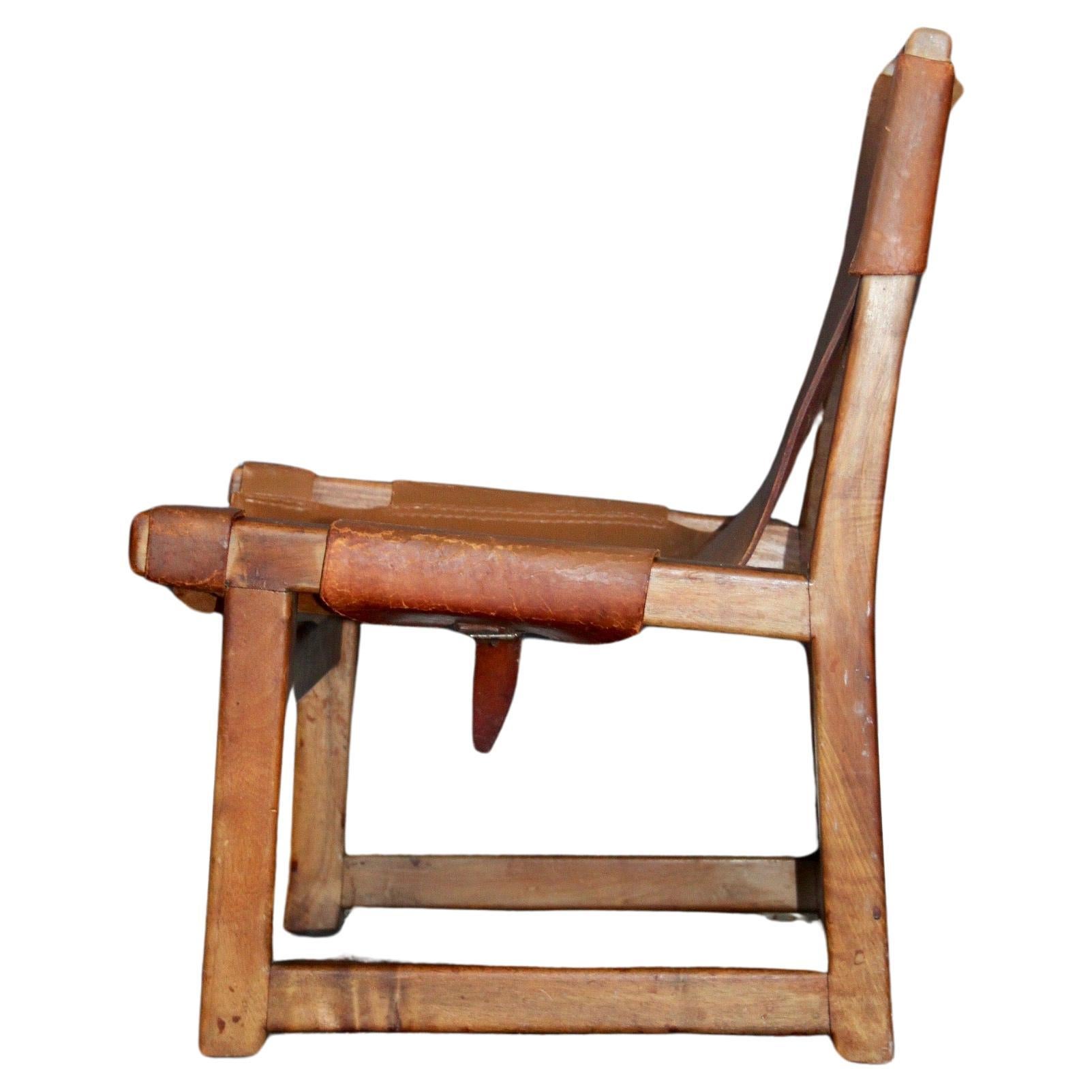 Chaise de chasse pour enfants 'Riaza' de Paco Muñoz en noyer et cuir