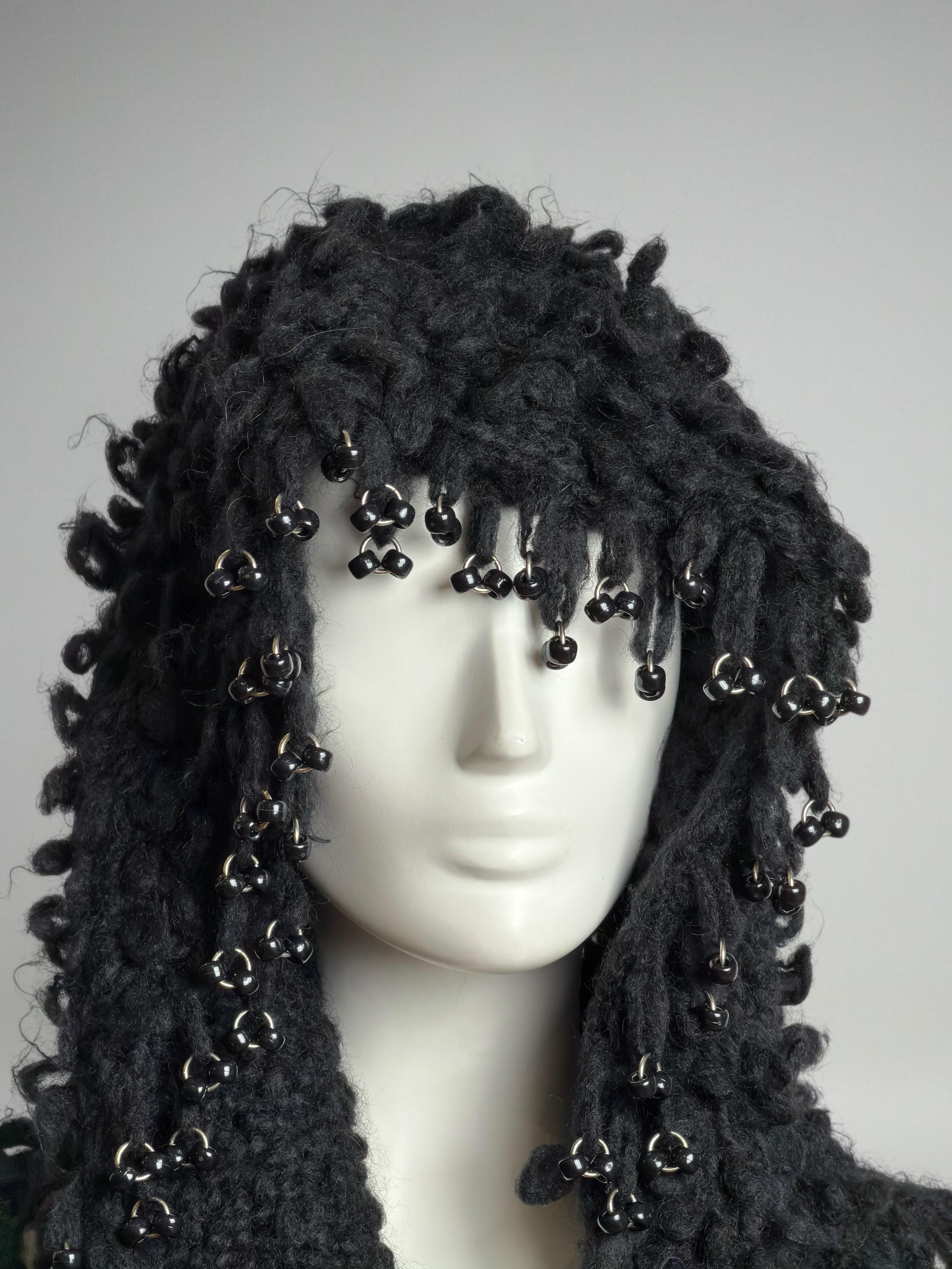 Paco Rabanne F/W 2002 Piercing Wool Black Hooded Coat Excellent état - En vente à Paris, FR