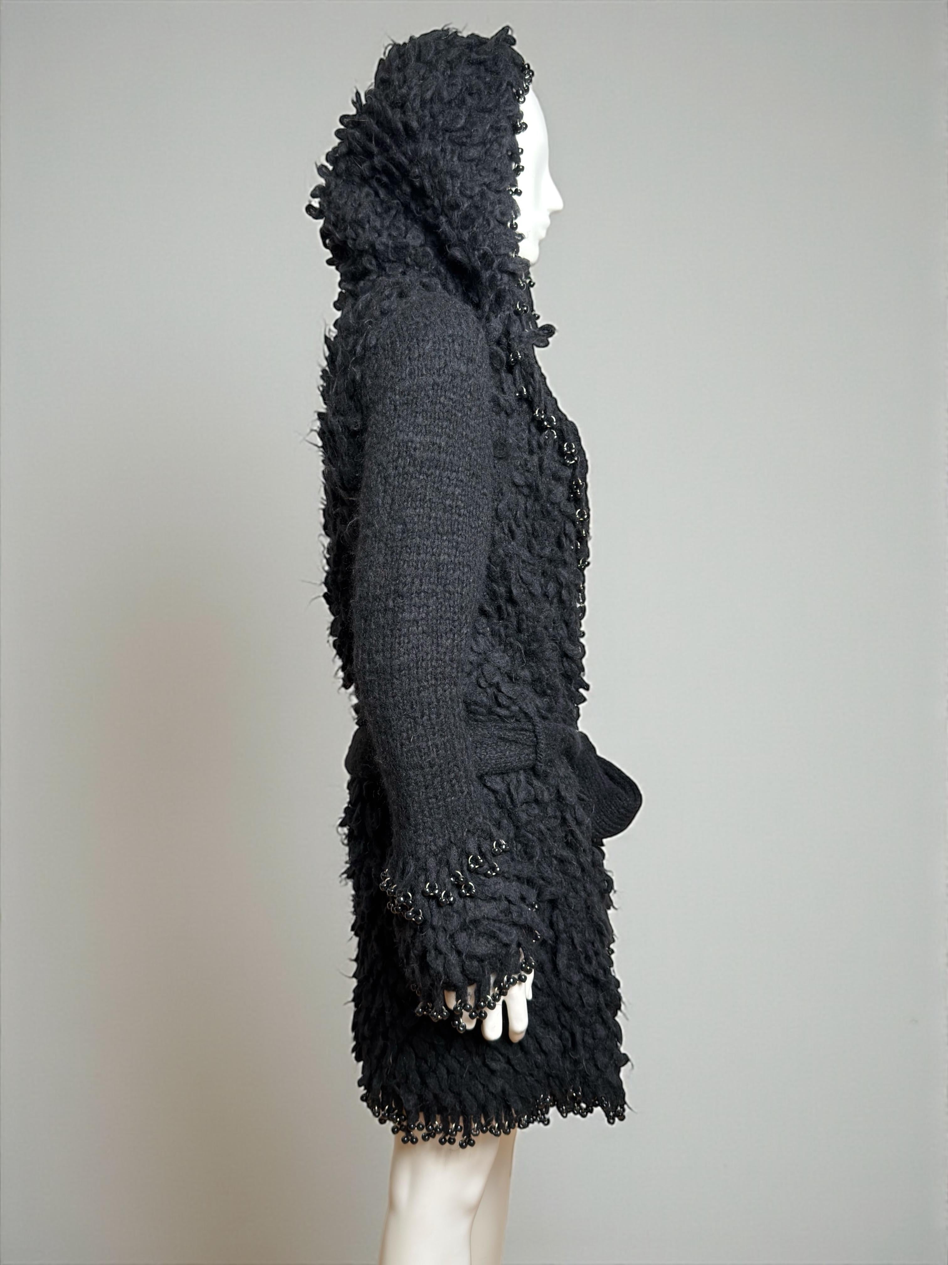 Paco Rabanne F/W 2002 Piercing Wool Black Hooded Coat en vente 1