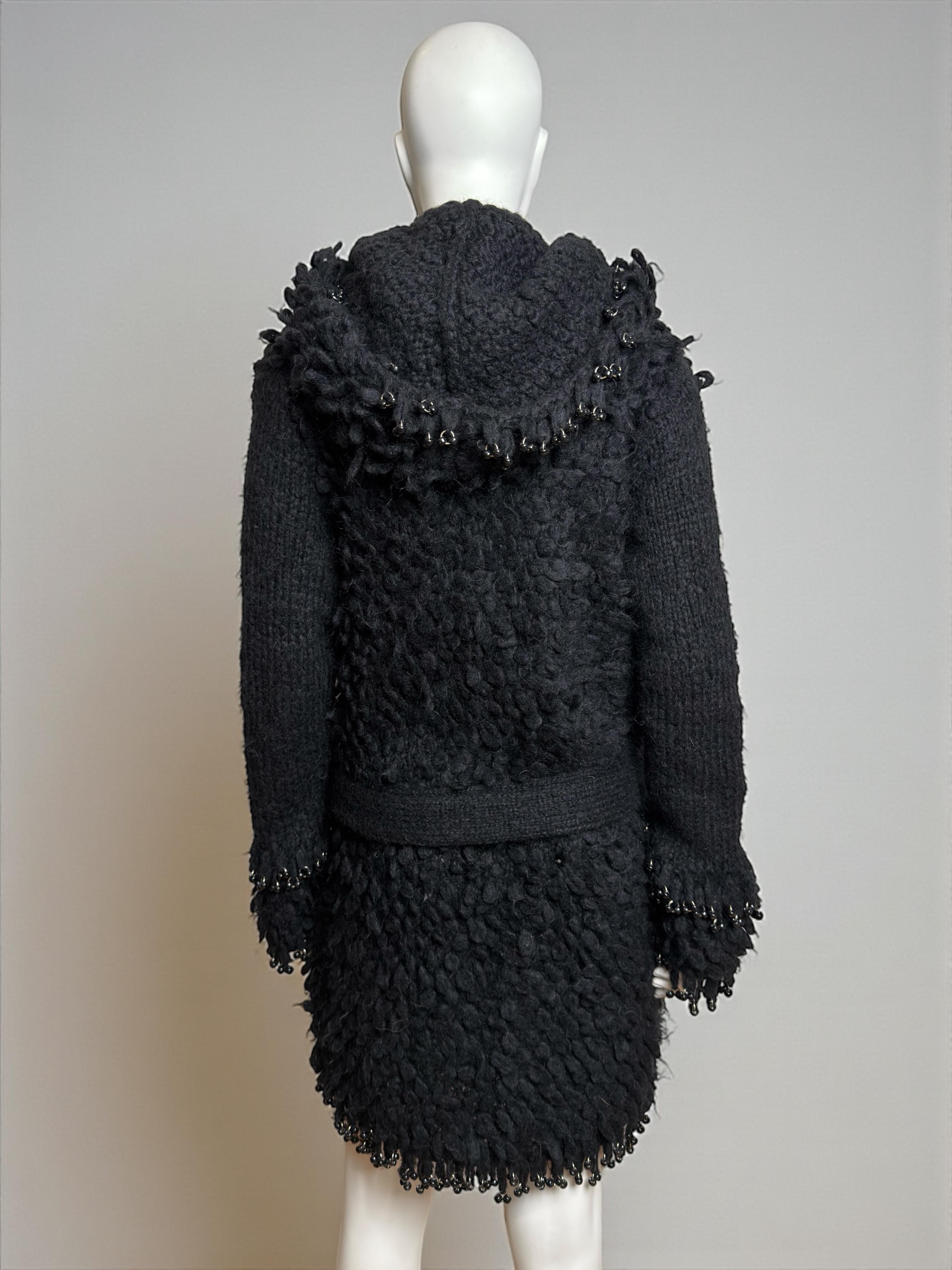 Paco Rabanne F/W 2002 Piercing Wool Black Hooded Coat en vente 2