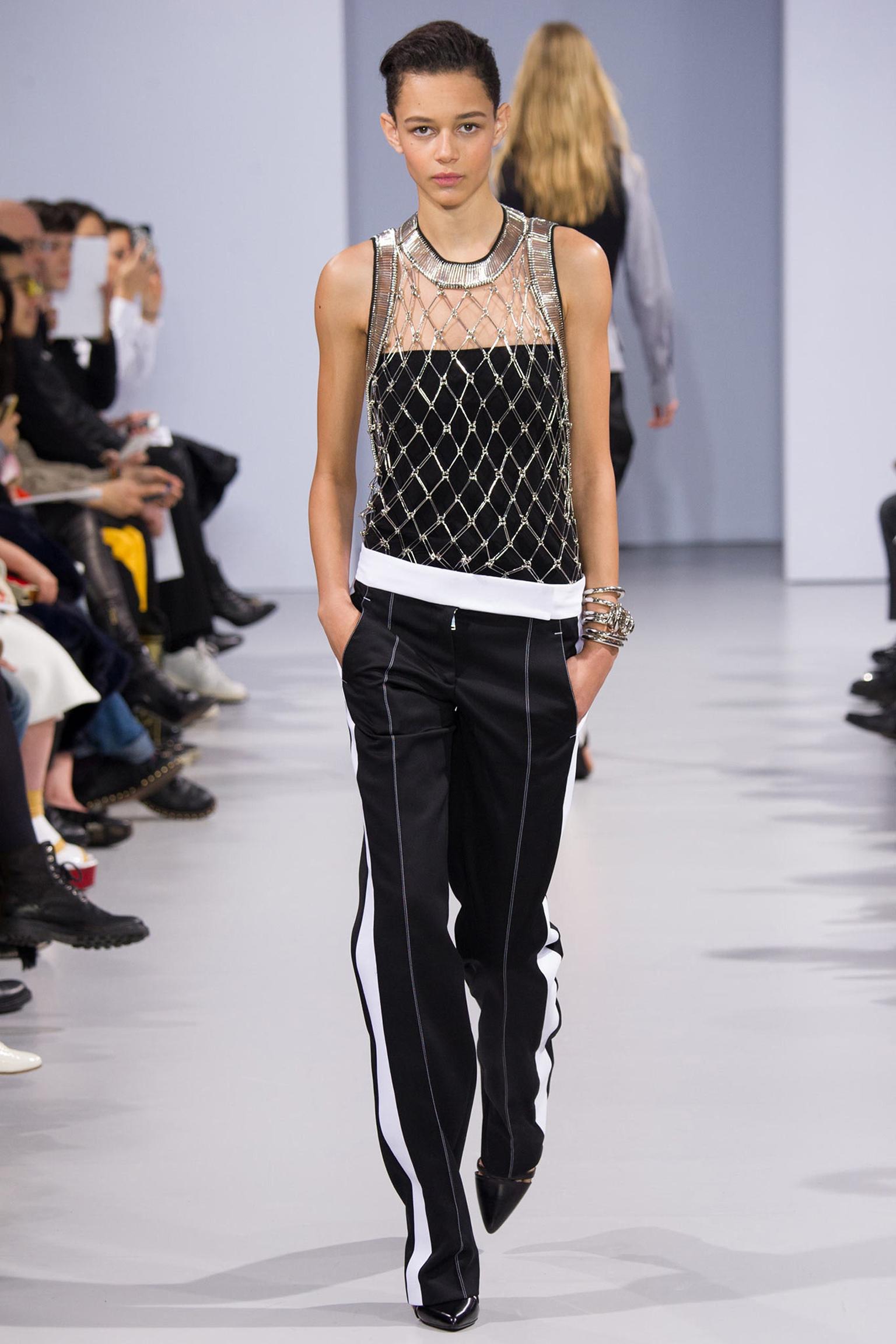 Paco Rabanne Bracciale futuristico in metallo cromato Bangle Collezione Autunno 2014 in vendita 9
