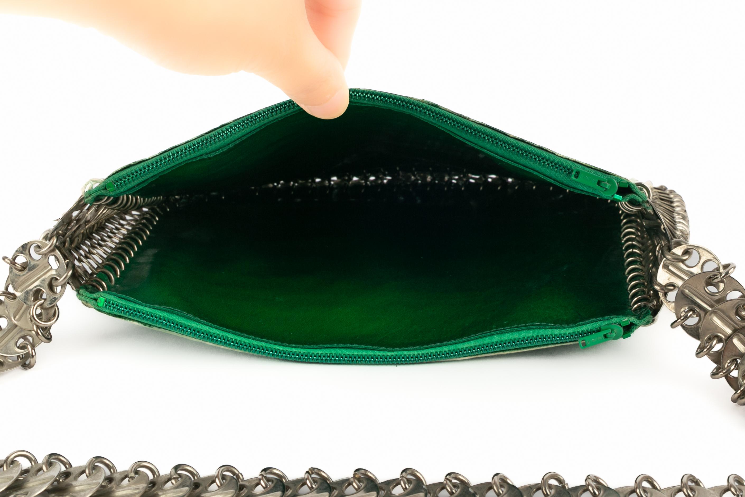 Paco Rabanne sac en cuir vert en vente 2