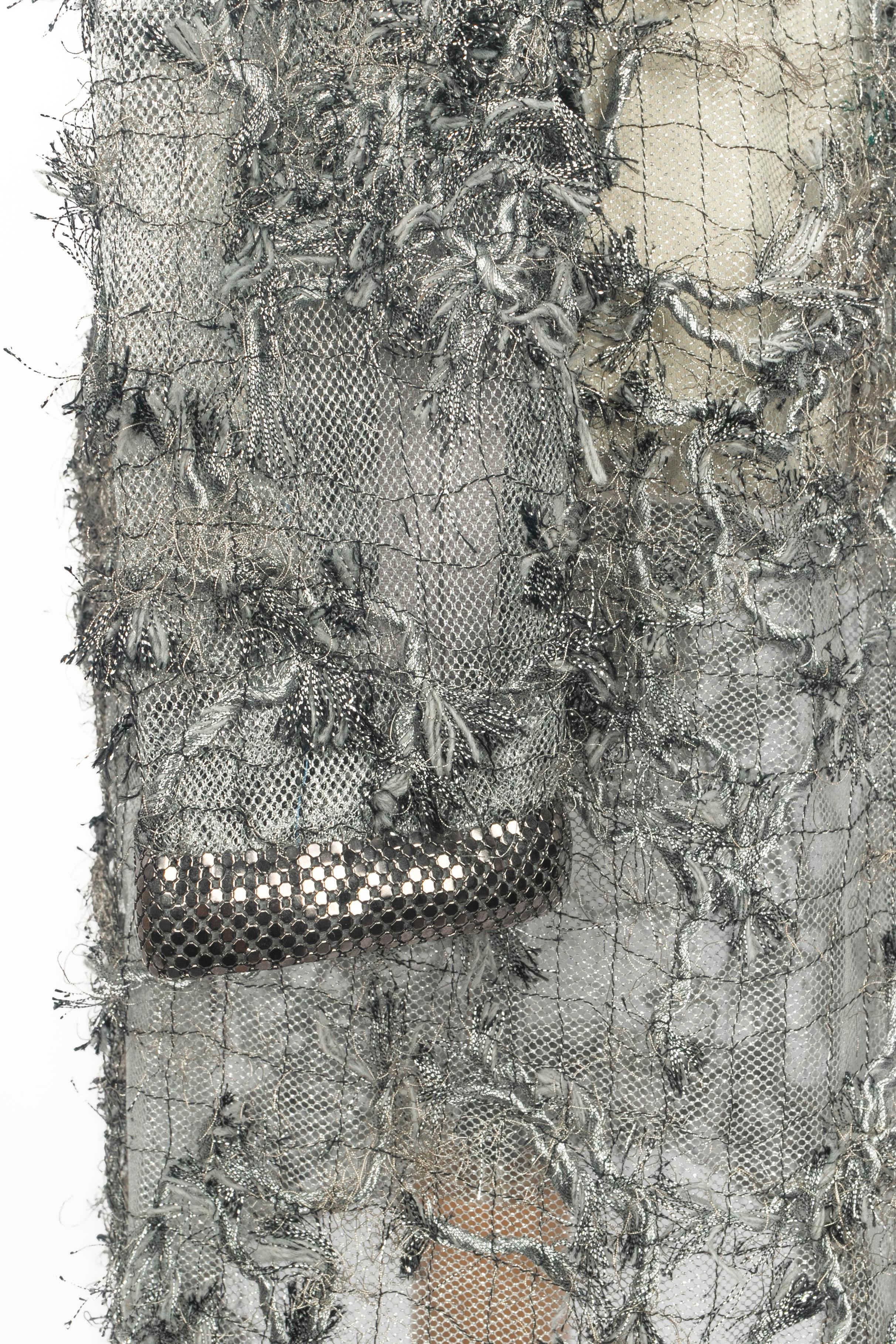 Paco Rabanne Spitzenkleid 1990er Jahre im Zustand „Hervorragend“ im Angebot in SAINT-OUEN-SUR-SEINE, FR