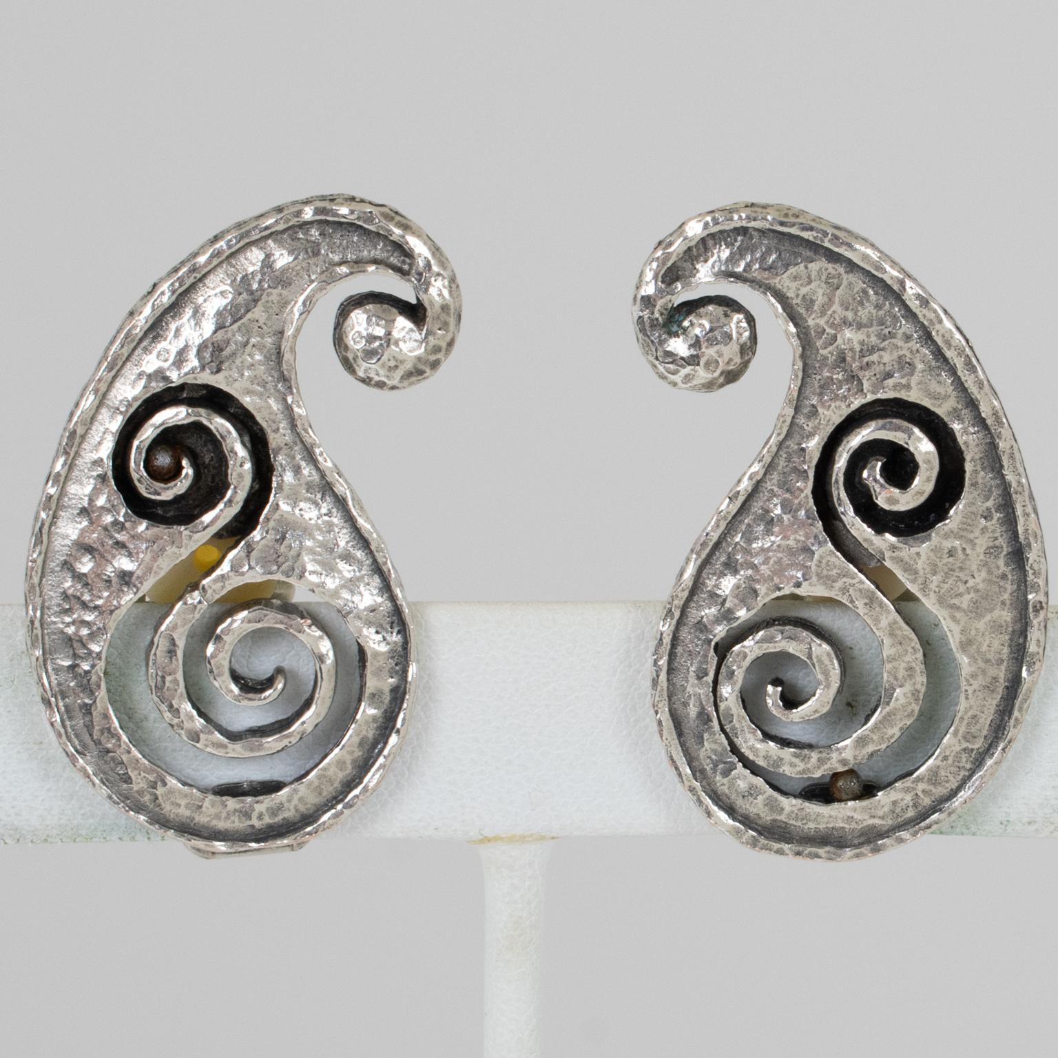 Paco Rabanne Paris Silvered Modernist Clip Earrings For Sale 3