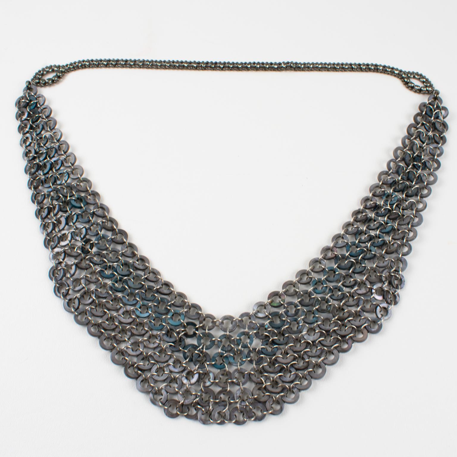 Collana A Link in stile Paco Rabanne, drappeggio futuristico, A Space Age in vendita 6