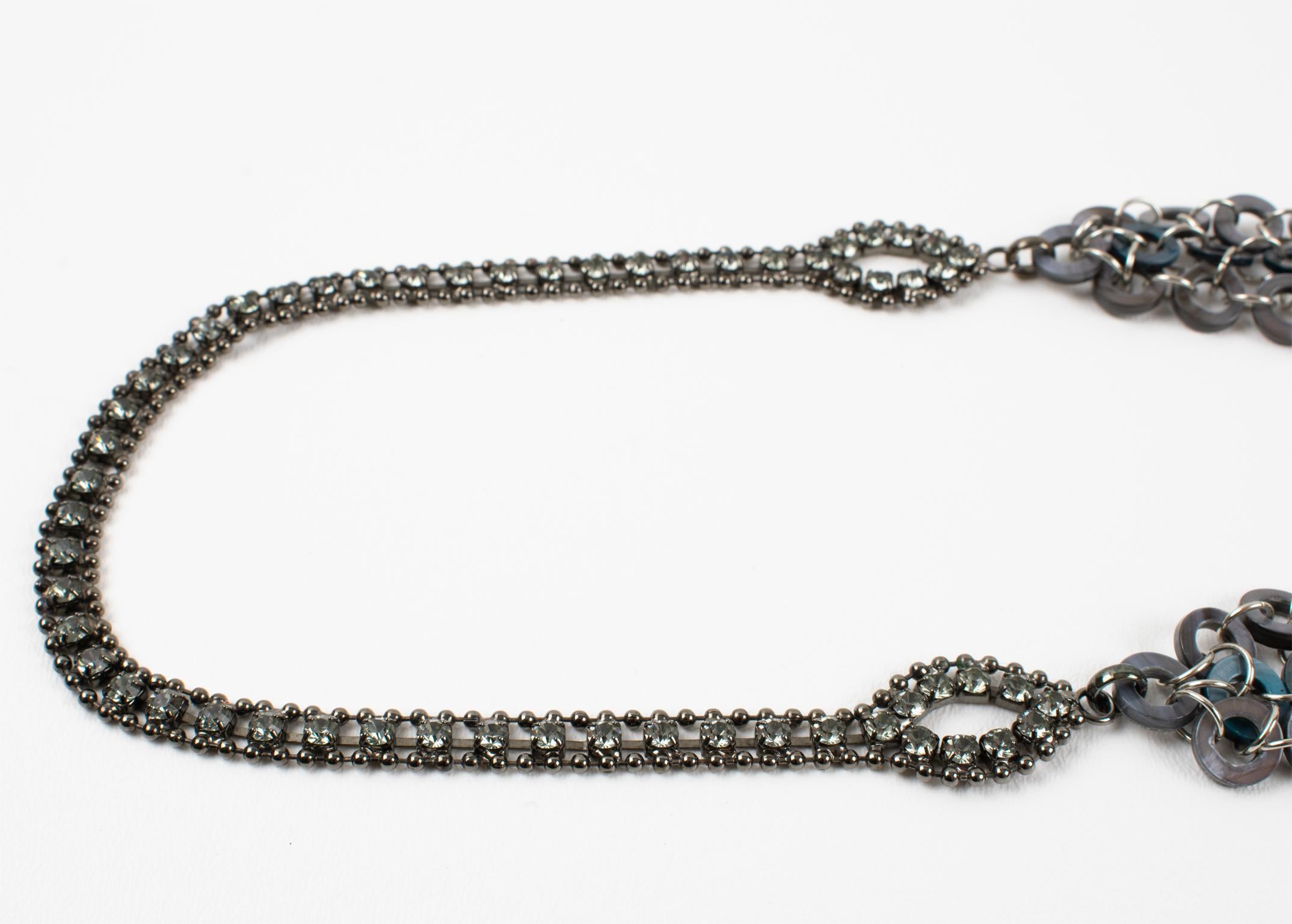 Collana A Link in stile Paco Rabanne, drappeggio futuristico, A Space Age in vendita 1