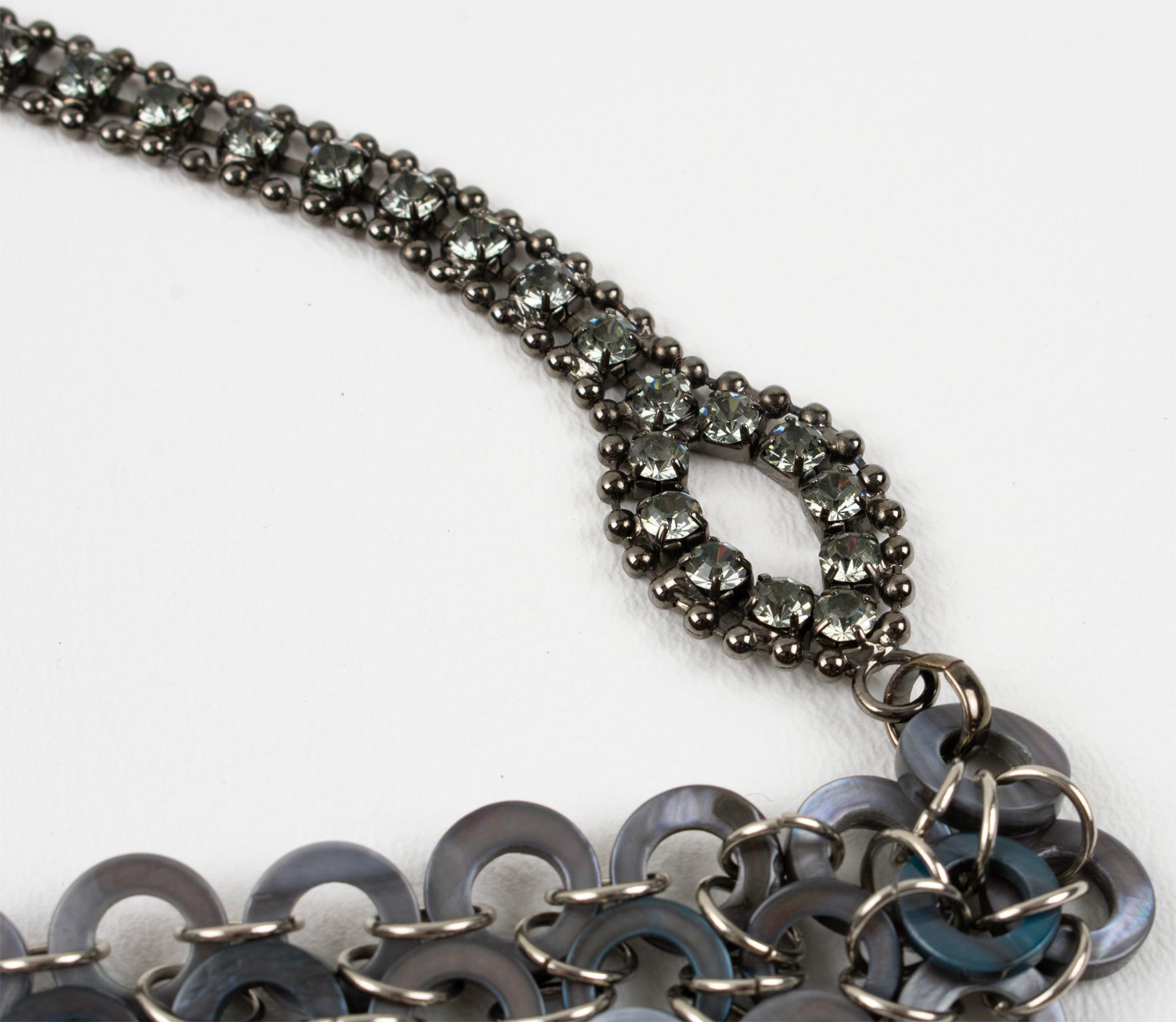 Collana A Link in stile Paco Rabanne, drappeggio futuristico, A Space Age in vendita 3